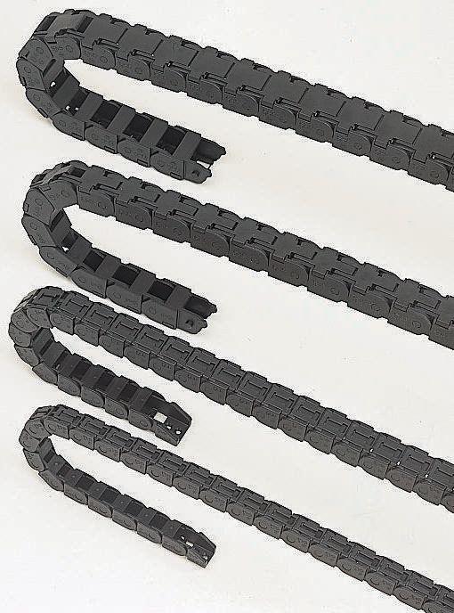 Produktfoto 1 von Igus 7, e-chain Kabel-Schleppkette Schwarz, 27 mm x 15mm, Länge 1m Igumid G, Seitenwand Flexibel