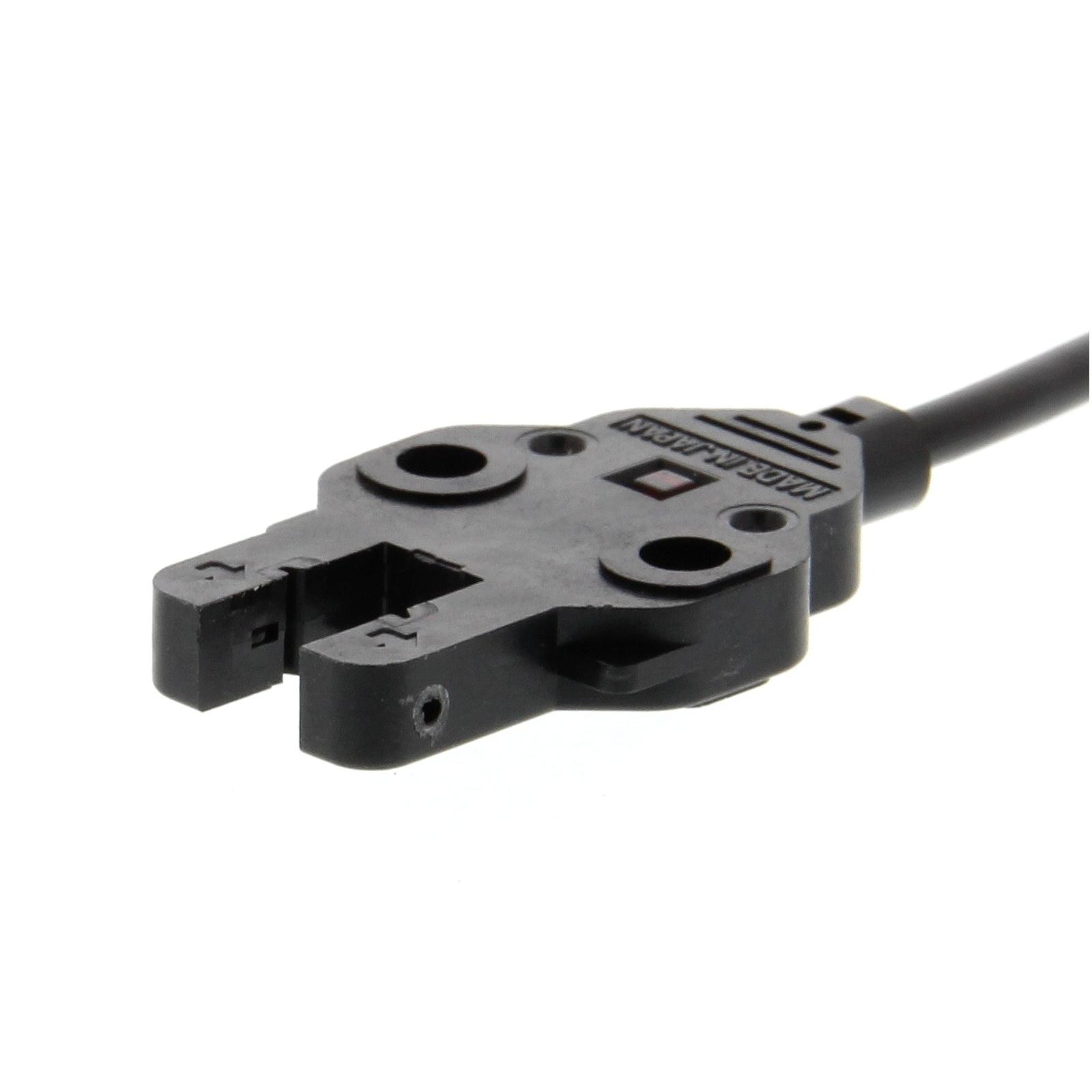 Omron EE-SX Optischer Sensor, Durchgangsstrahl, Bereich 5 mm, PNP Ausgang, Anschlusskabel