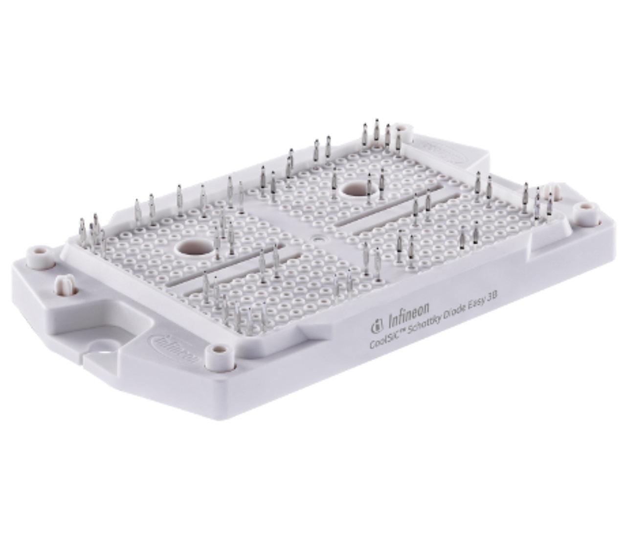 Produktfoto 1 von Infineon IGBT-Modul / 120 A ±20V max. 6-fach, 950 V 20 mW AG-EASY3B