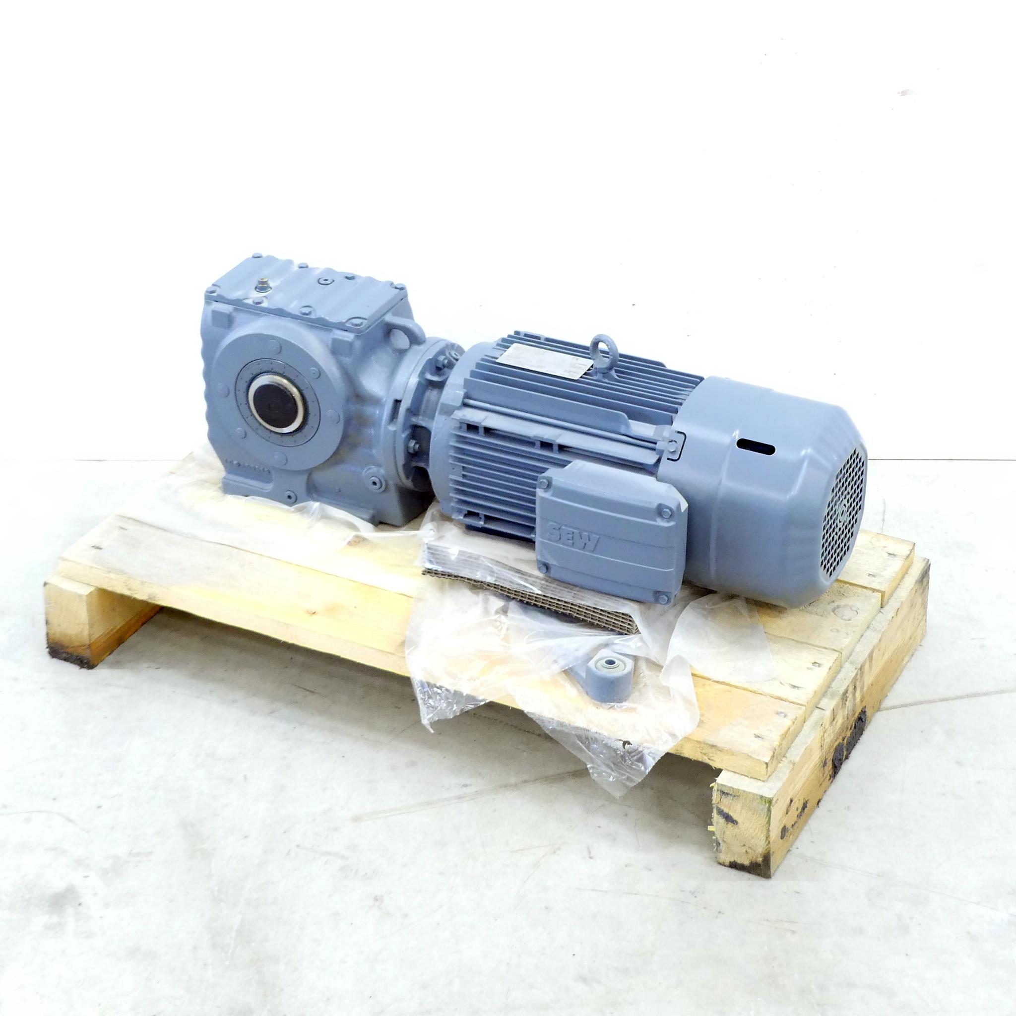 Produktfoto 1 von SEW-EURODRIVE Getriebemotor SA67/T DRN100L4/BE5/TF