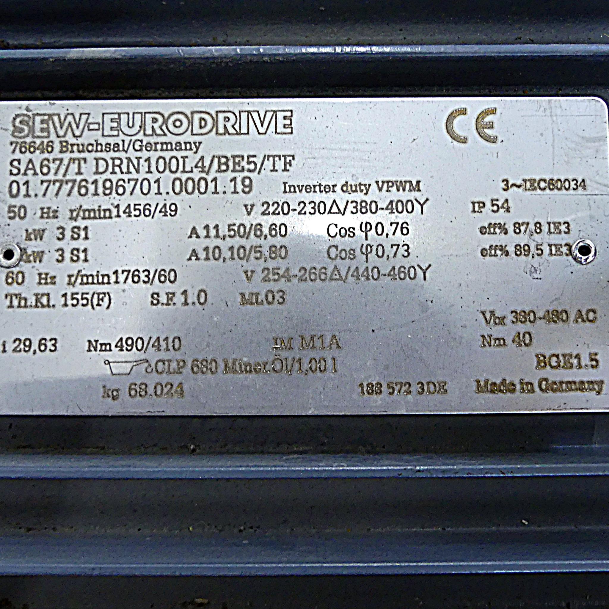 Produktfoto 2 von SEW-EURODRIVE Getriebemotor SA67/T DRN100L4/BE5/TF