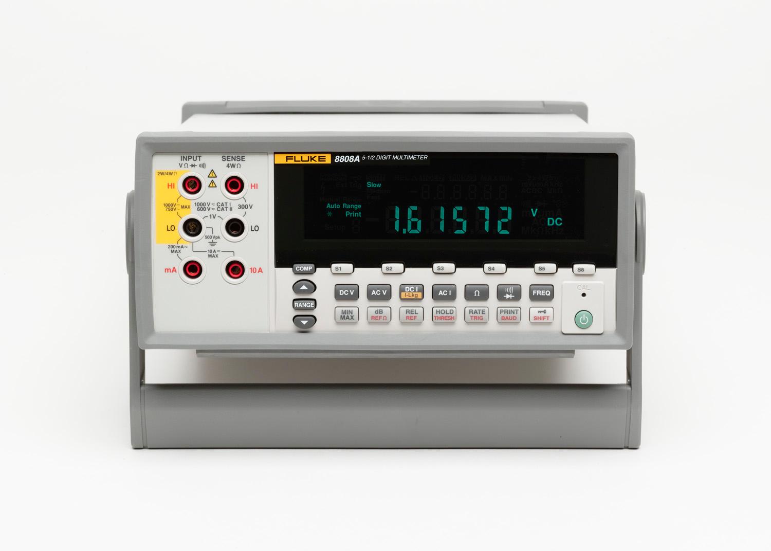 Produktfoto 1 von Fluke 8808A/SU, TischDigital Multimeter 1000V ac / 10A ac, 100MΩ