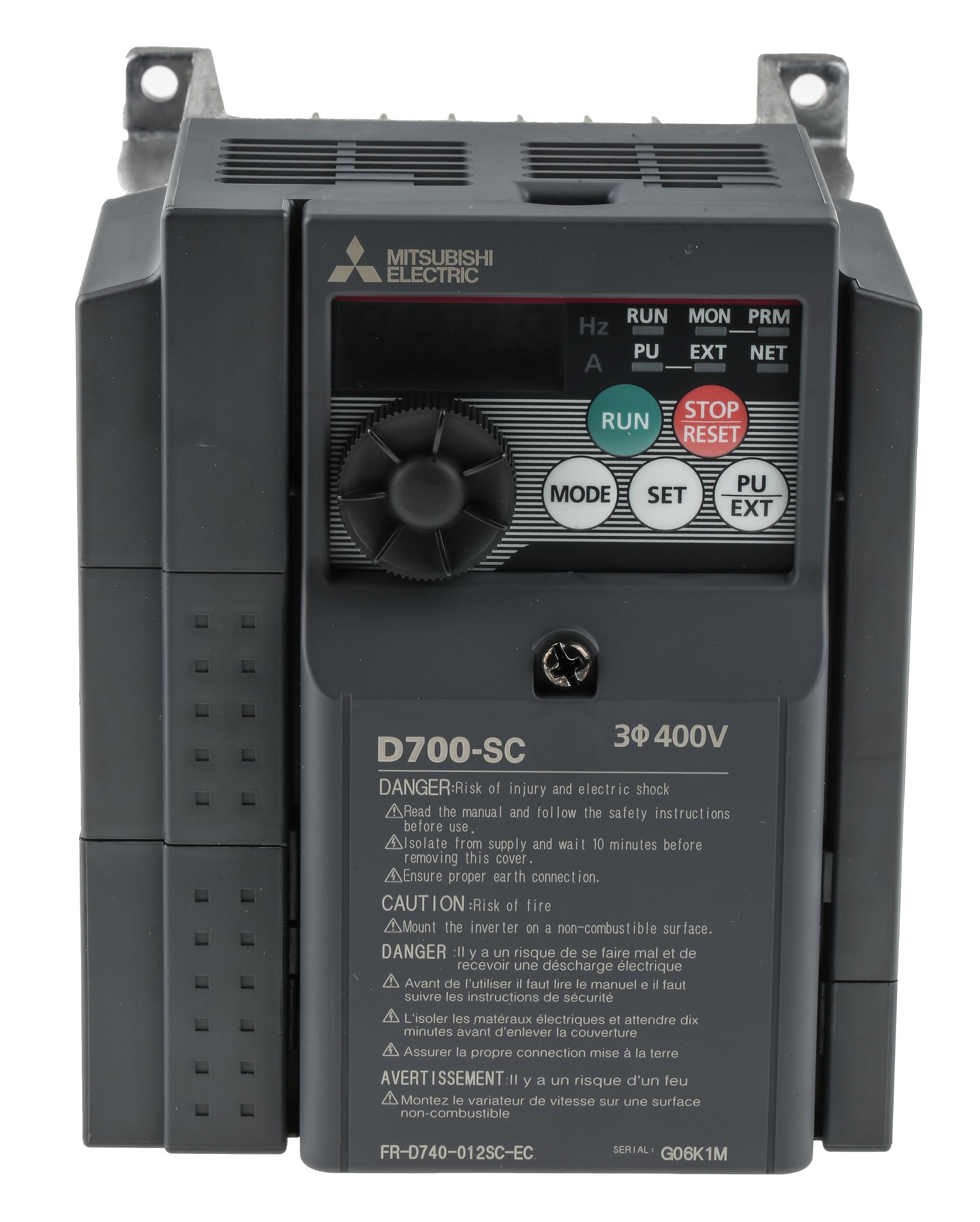 Produktfoto 1 von Mitsubishi FR-D740, 3-Phasen Frequenzumrichter 0,4 kW, 400 V ac / 1,2 A 0.2 → 400Hz für Wechselstrommotoren