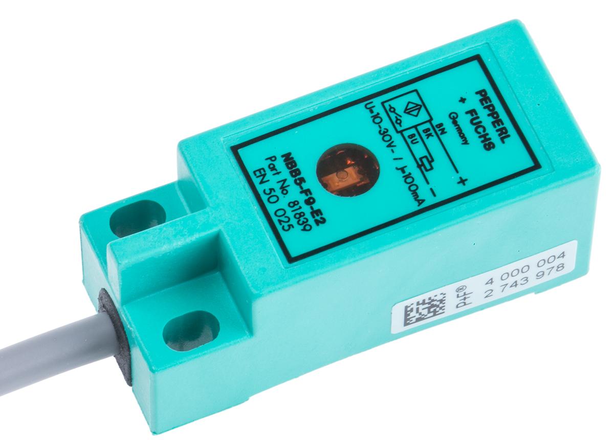 Pepperl + Fuchs Näherungssensor PNP 10 → 30 V dc / 150 mA, Kubisch 5 mm, IP67