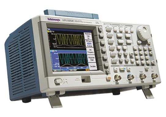 Produktfoto 1 von Tektronix AFG3011C Arbiträr-Funktionsgenerator mit 5,6 in TFT Display Arbiträr-Wellenform, 10MHz / 20V ss, GPIB, LAN,