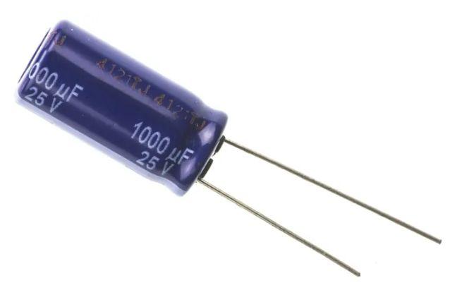 Produktfoto 1 von Panasonic NHG-A, THT Aluminium-Elektrolyt Kondensator 1000μF ±20% / 100V dc, Ø 18mm x 35.5mm, +85°C