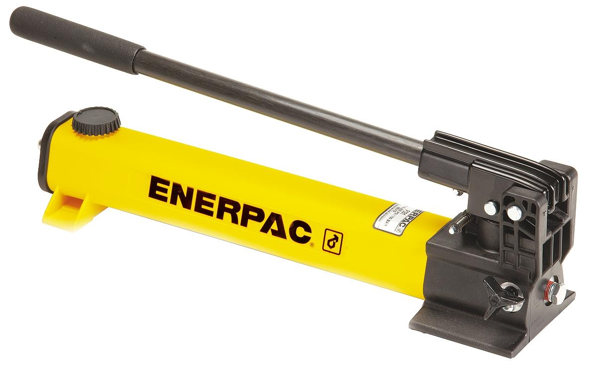 Produktfoto 1 von Enerpac Einfach Hydraulik-Handpumpe, 655cm³, Hub 20.6mm / 2.62cm³, 50kg, 700bar max., 520 x 133 x 119mm, 5.9kg