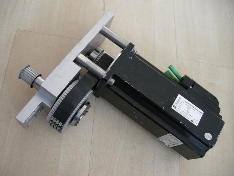 ELAU  Servomotor SM 100-40-050-P0-45-S1-B0 4000 min-1 1,15Nm/A  mit Getriebe