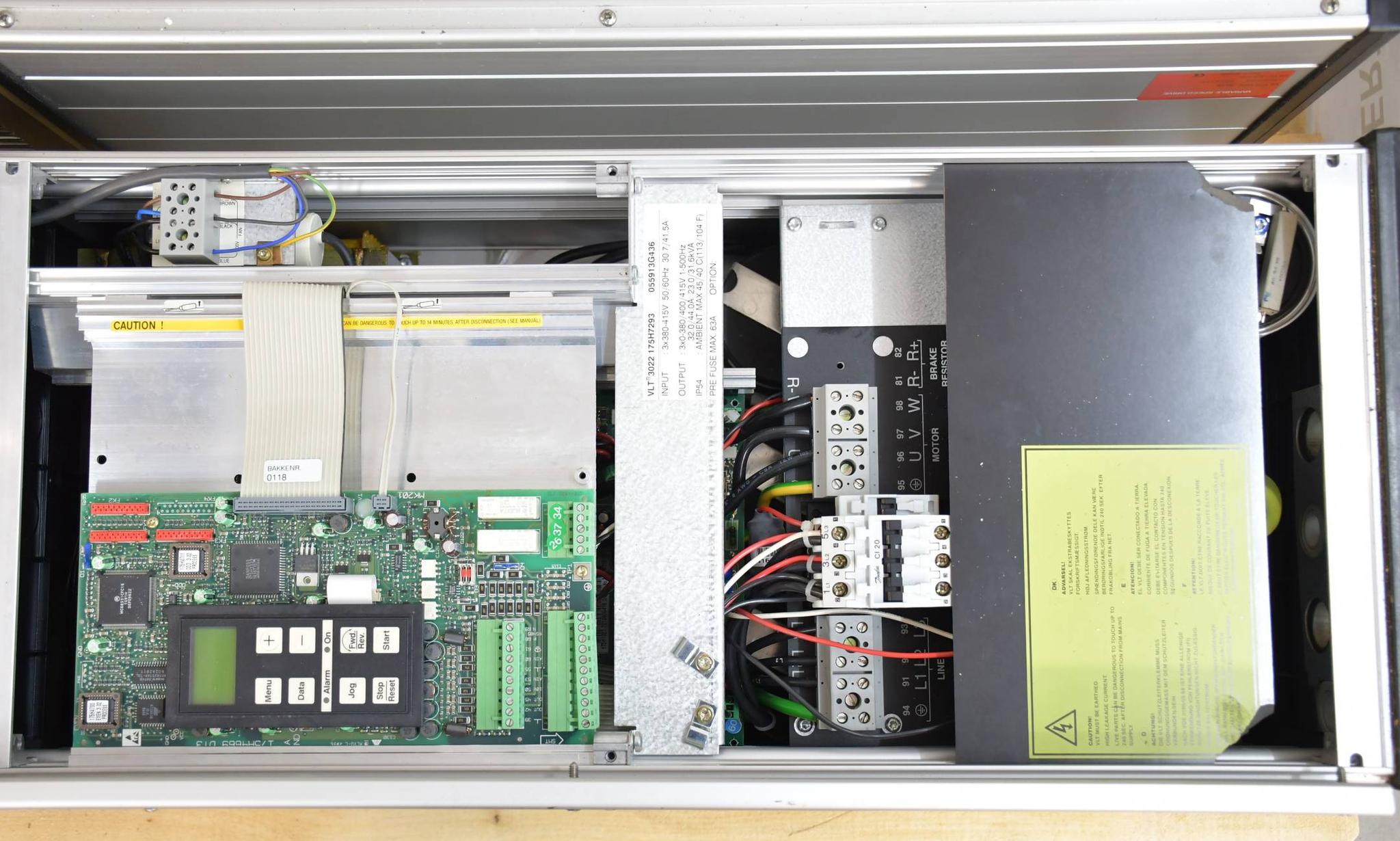 Produktfoto 1 von Danfoss VLT® Drive 3000 HVAC 3022 Frequenzumrichter 175H7293