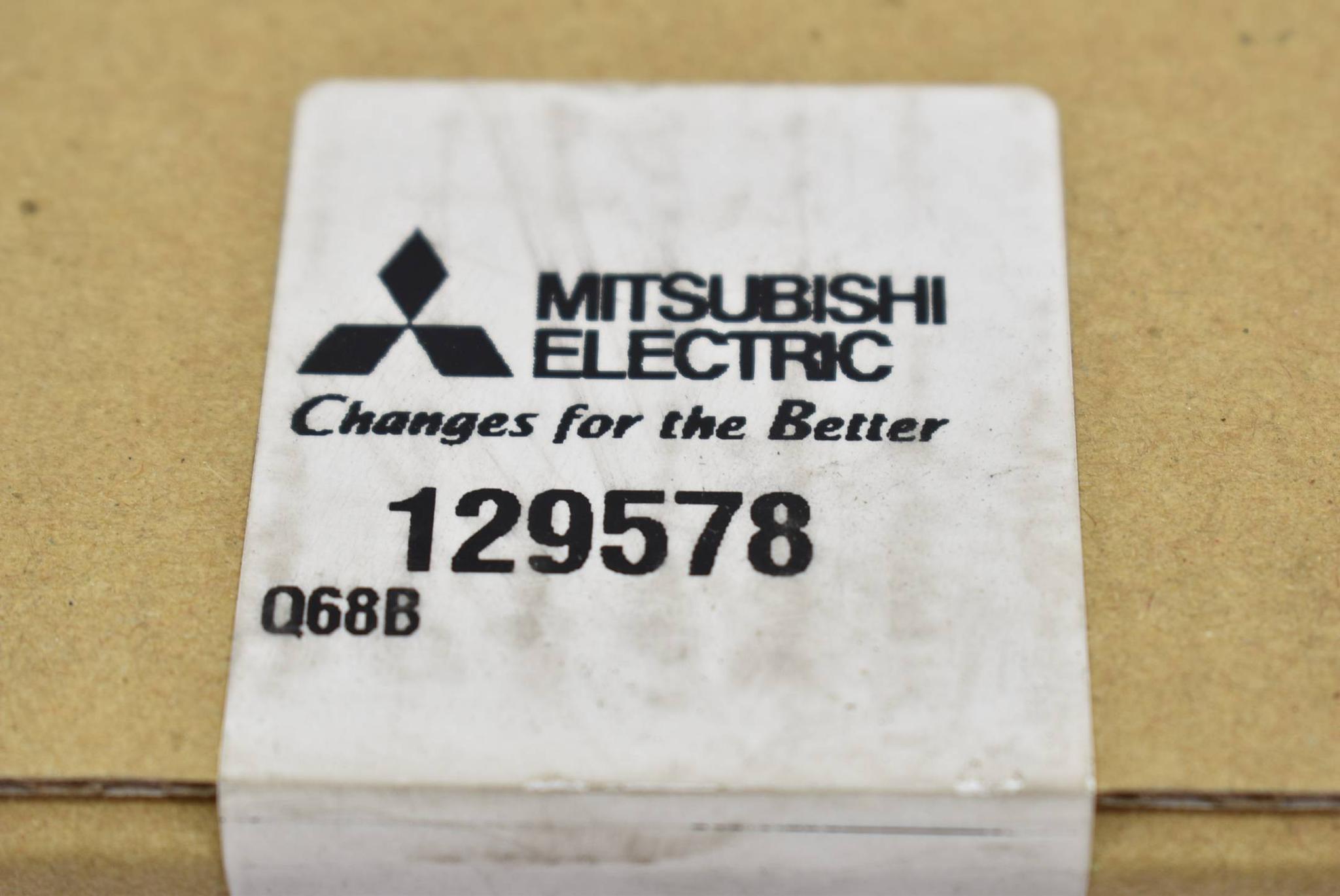 Produktfoto 1 von Mitsubishi PLC Modul Baugruppenträger Q68B ( 129578 )