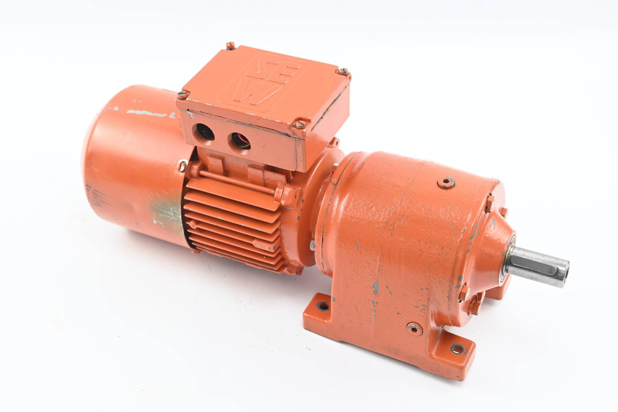 Produktfoto 1 von SEW Eurodrive Getriebemotor R40DT71D8/2BN05 ( R40 DT71D8/2BN05 ) 0,06/0,25kW