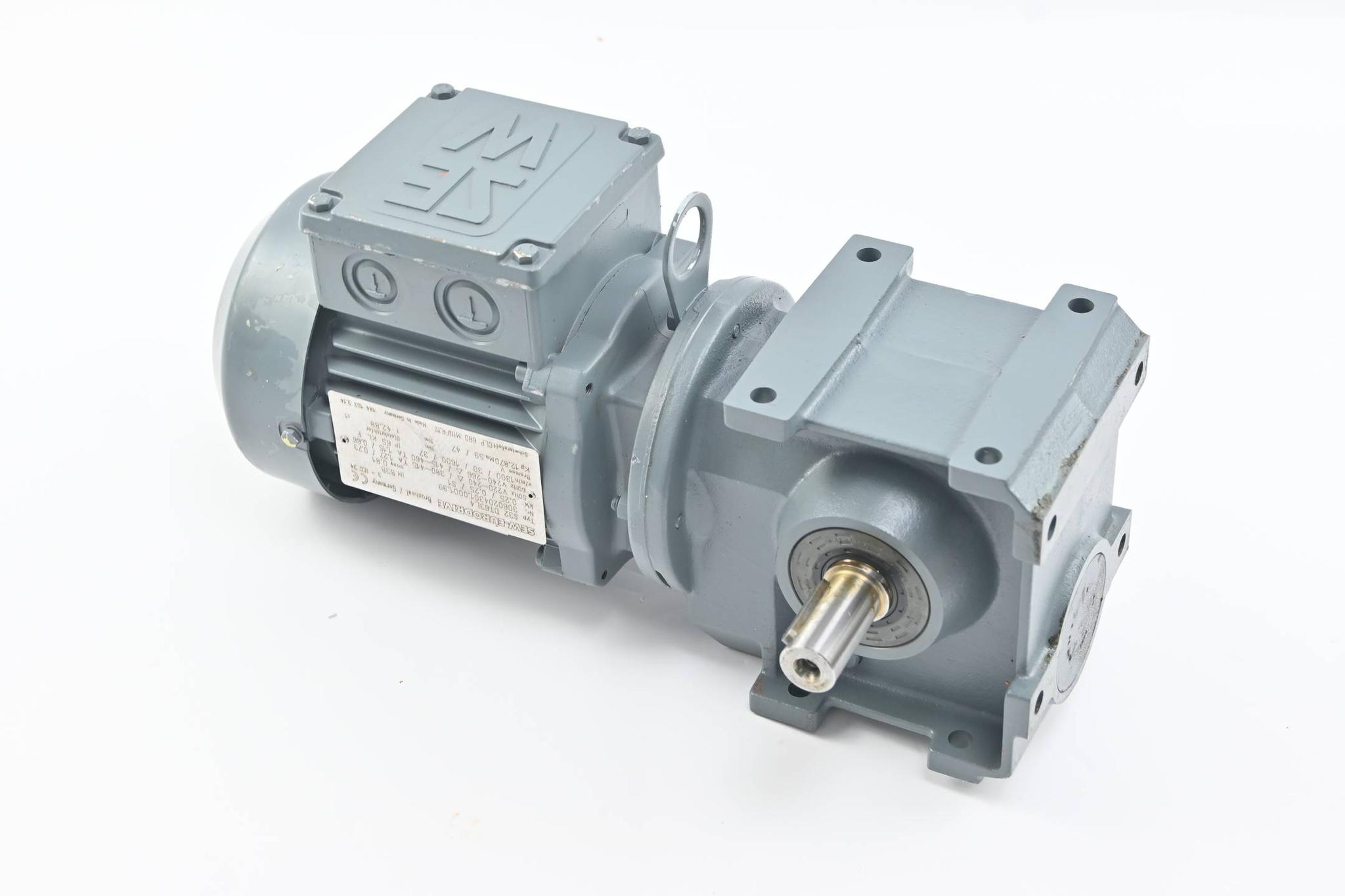 Produktfoto 1 von SEW Eurodrive Getriebemotor S32DT63L4 ( S32 DT63L4 ) 0,25kW 1,27/0,73A