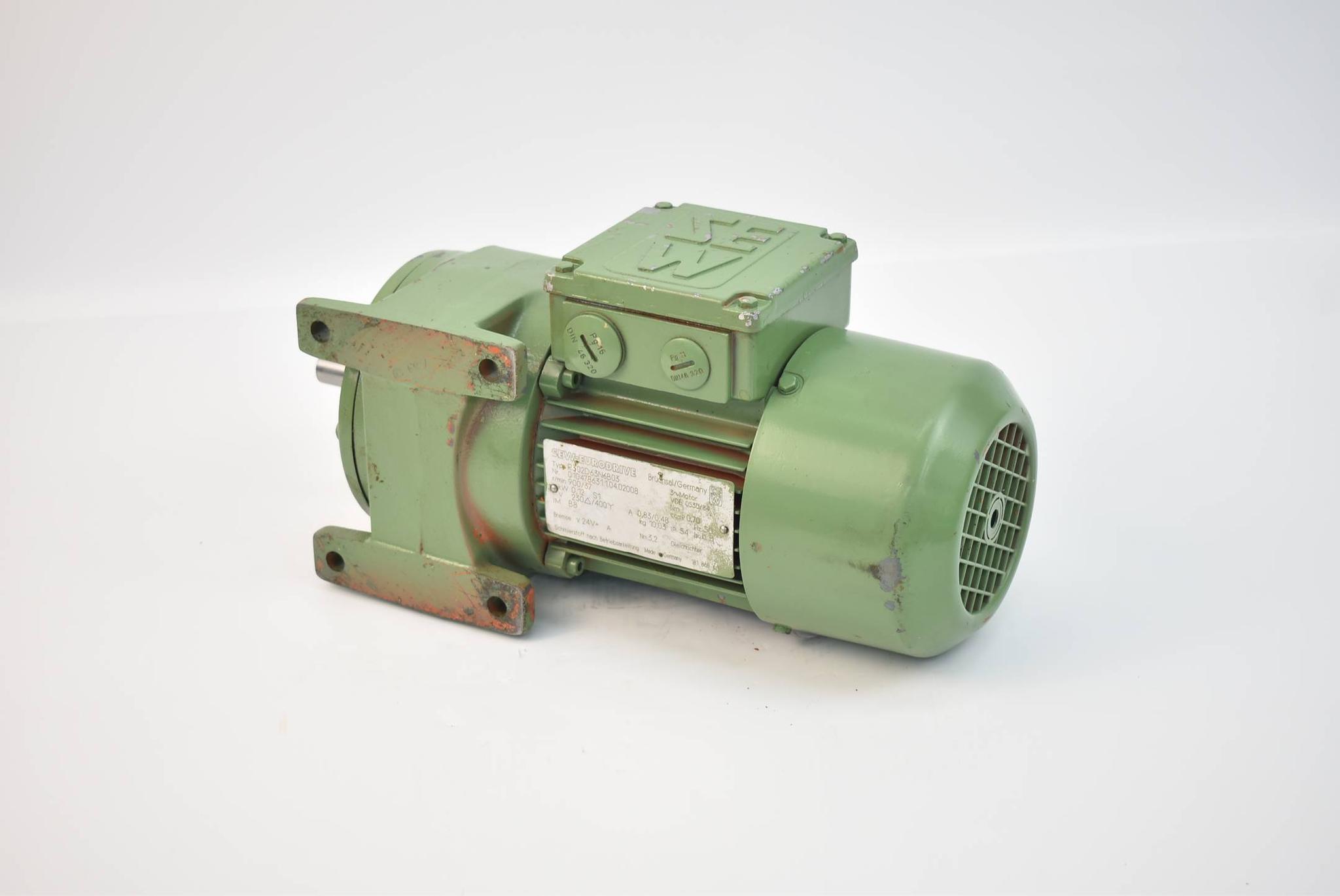 Produktfoto 2 von SEW eurodrive Getriebemotor R302D63N6B03 ( 0,12kW 900r/min. 50Hz )