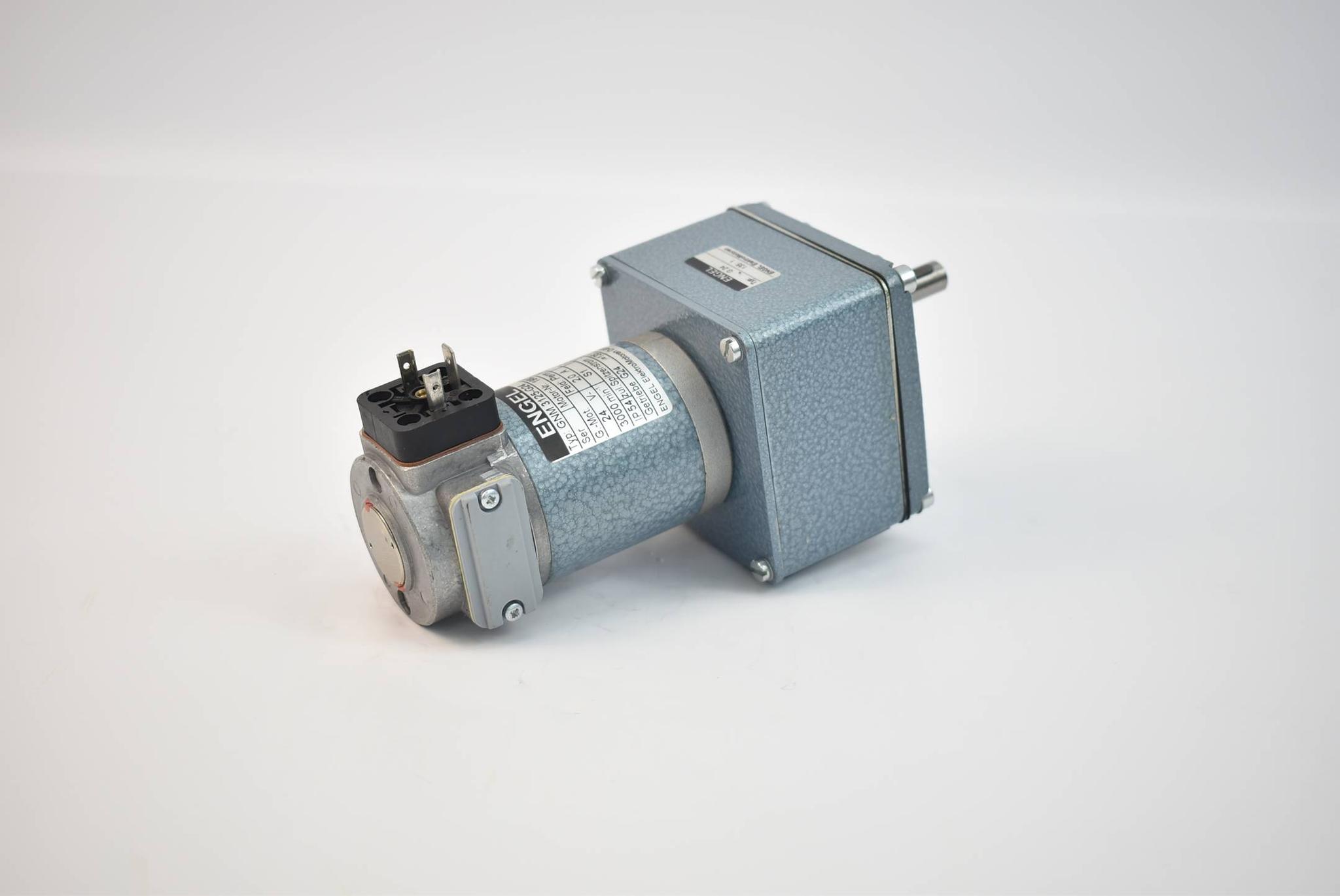 Produktfoto 1 von Engel Elektromotor GNM 3125-G24 ( 30W 3000r/min. 24V 2,0A )