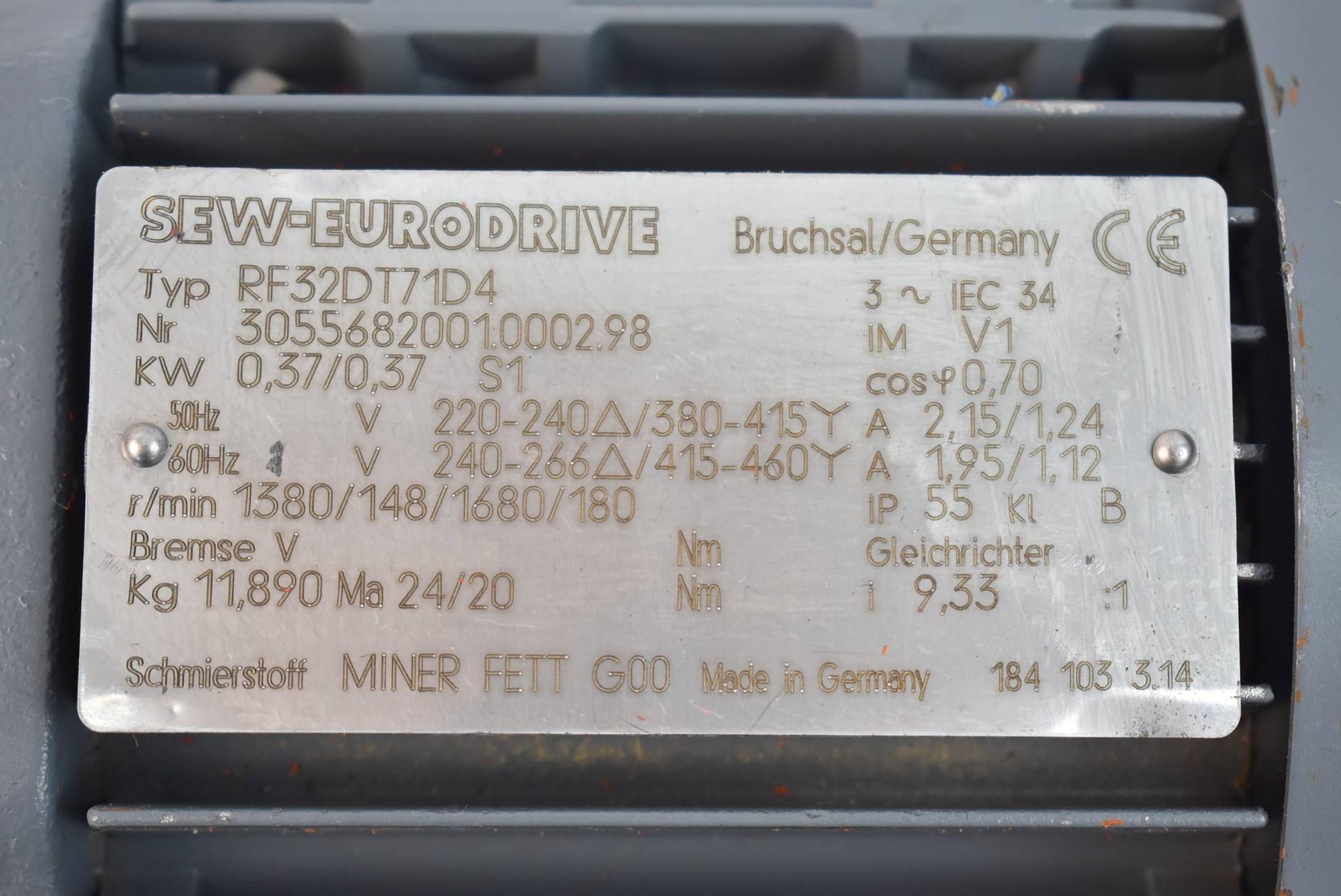 Produktfoto 3 von SEW eurodrive 3-Phasen-Motor RF32DT71D4 ( 0,37kW 1380-1680r/min. )