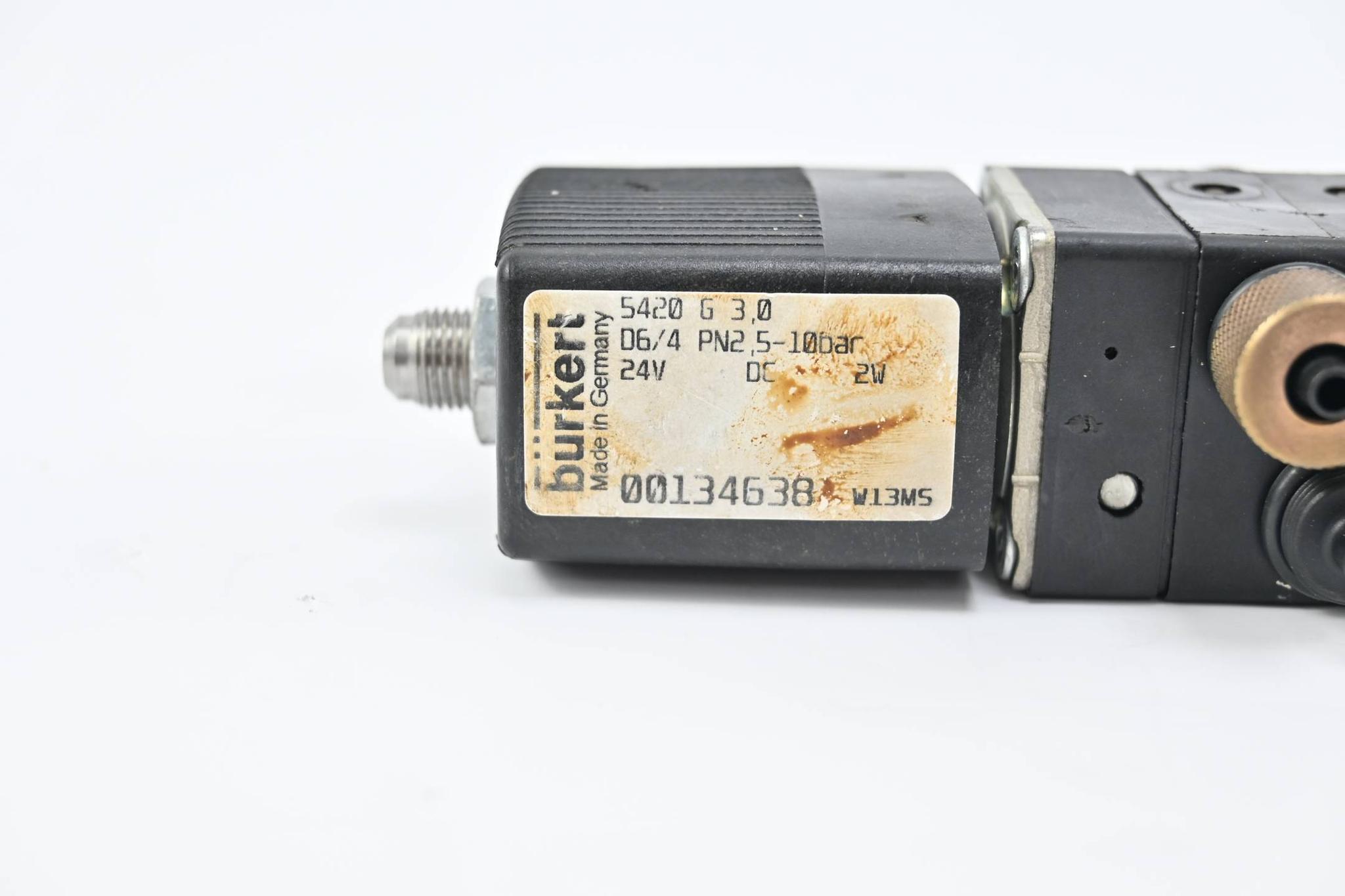 Produktfoto 3 von Bürkert 4/2-Wege-Magnetventil 5420 G 3,0 D6/4 PN2,5-10bar ( 00134638 )