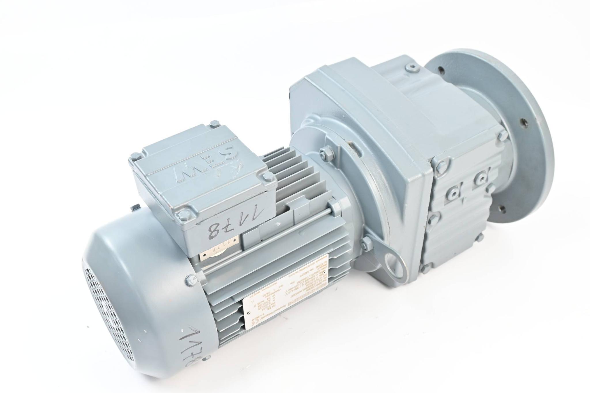 Produktfoto 1 von SEW-Eurodrive 3~ Getriebemotor RF57DT80N4 ( RF57 DT80N4 ) 0,75 kW