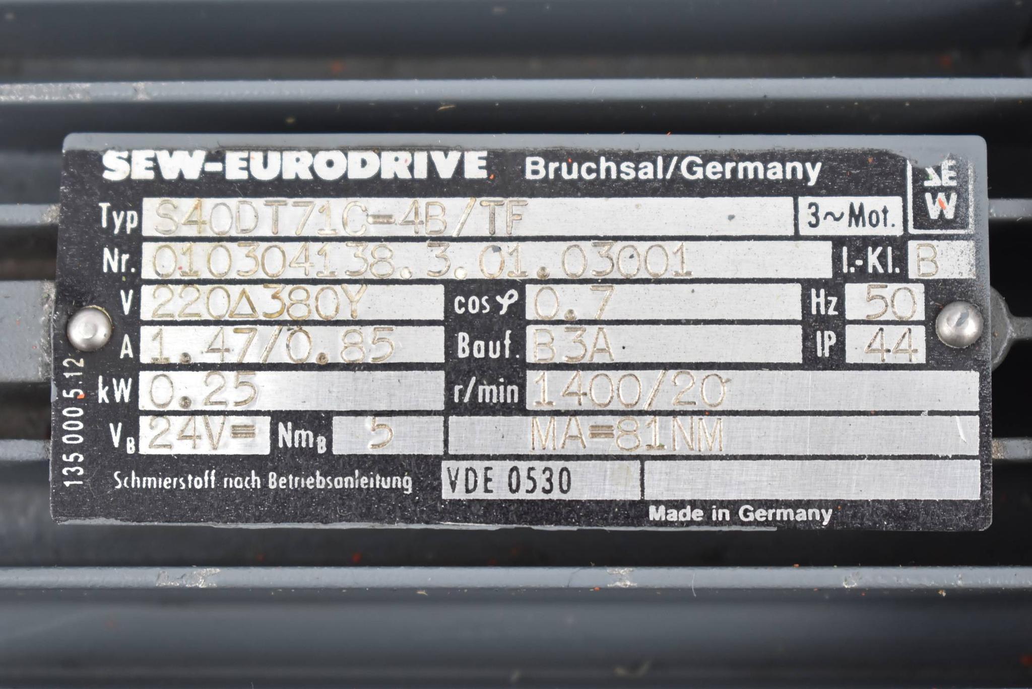 Produktfoto 3 von SEW Eurodrive Getriebemotor S40DT71C-4B/TF ( 0,25kW 1400r/min. 50Hz )