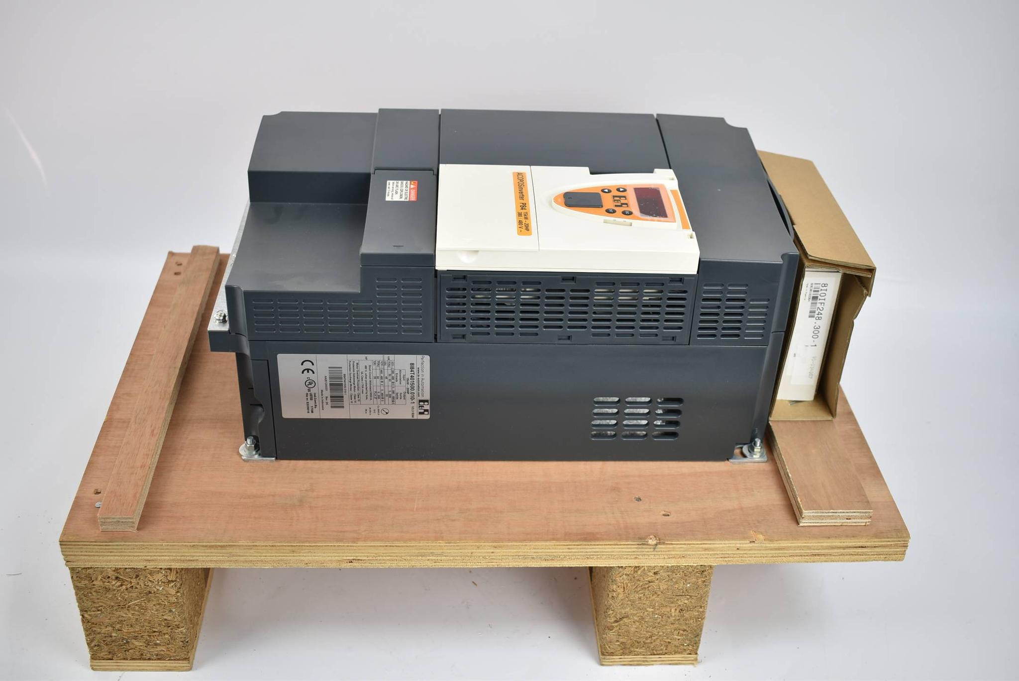 Produktfoto 4 von B&R Automation ACOPOSinverter 8I84T401500.010-1 Rev. D0