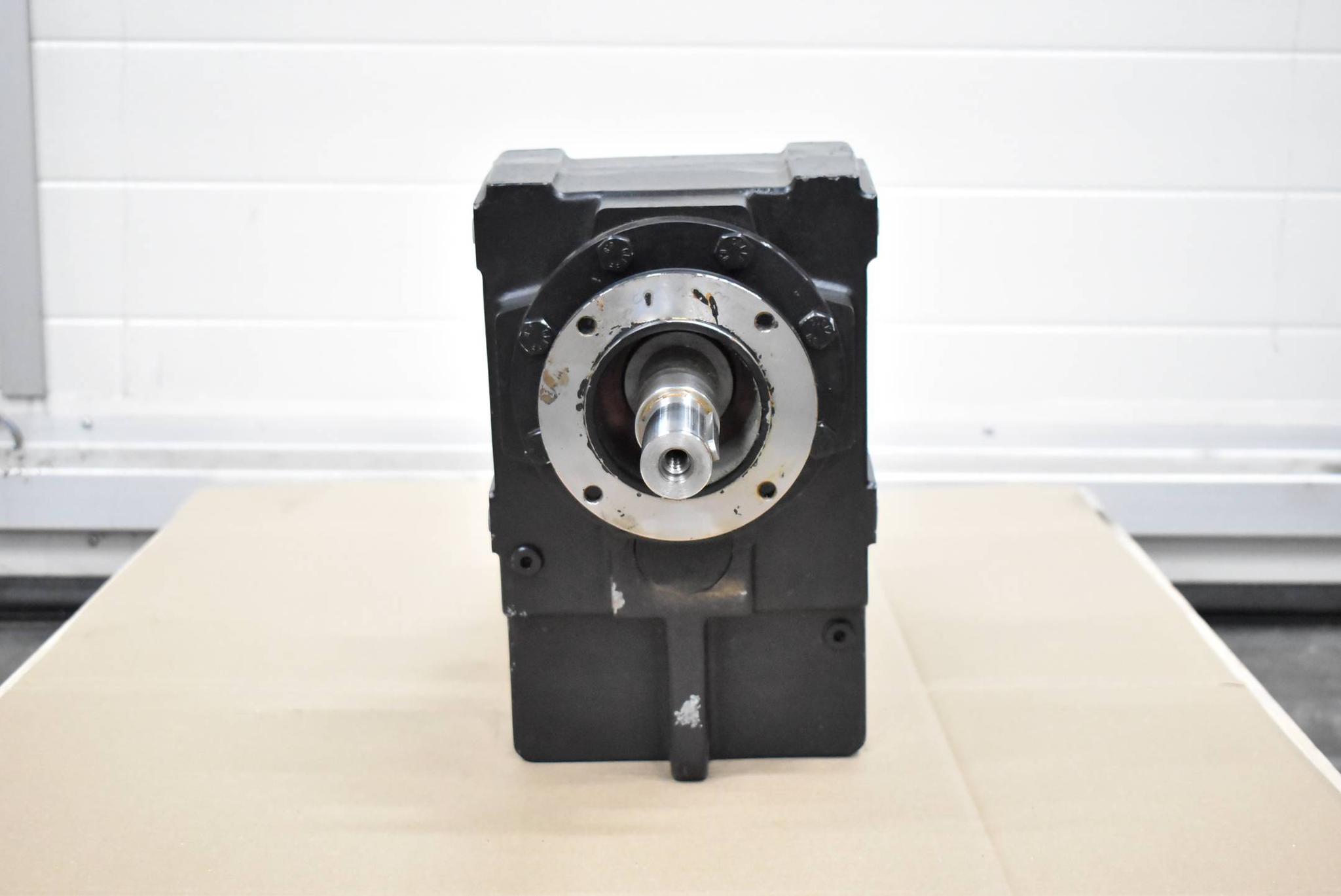 Produktfoto 2 von KEB Getriebemotor F4.2CV-63.SM.201-34B0 inkl. Encoder CE 65M ( 110-01460 )