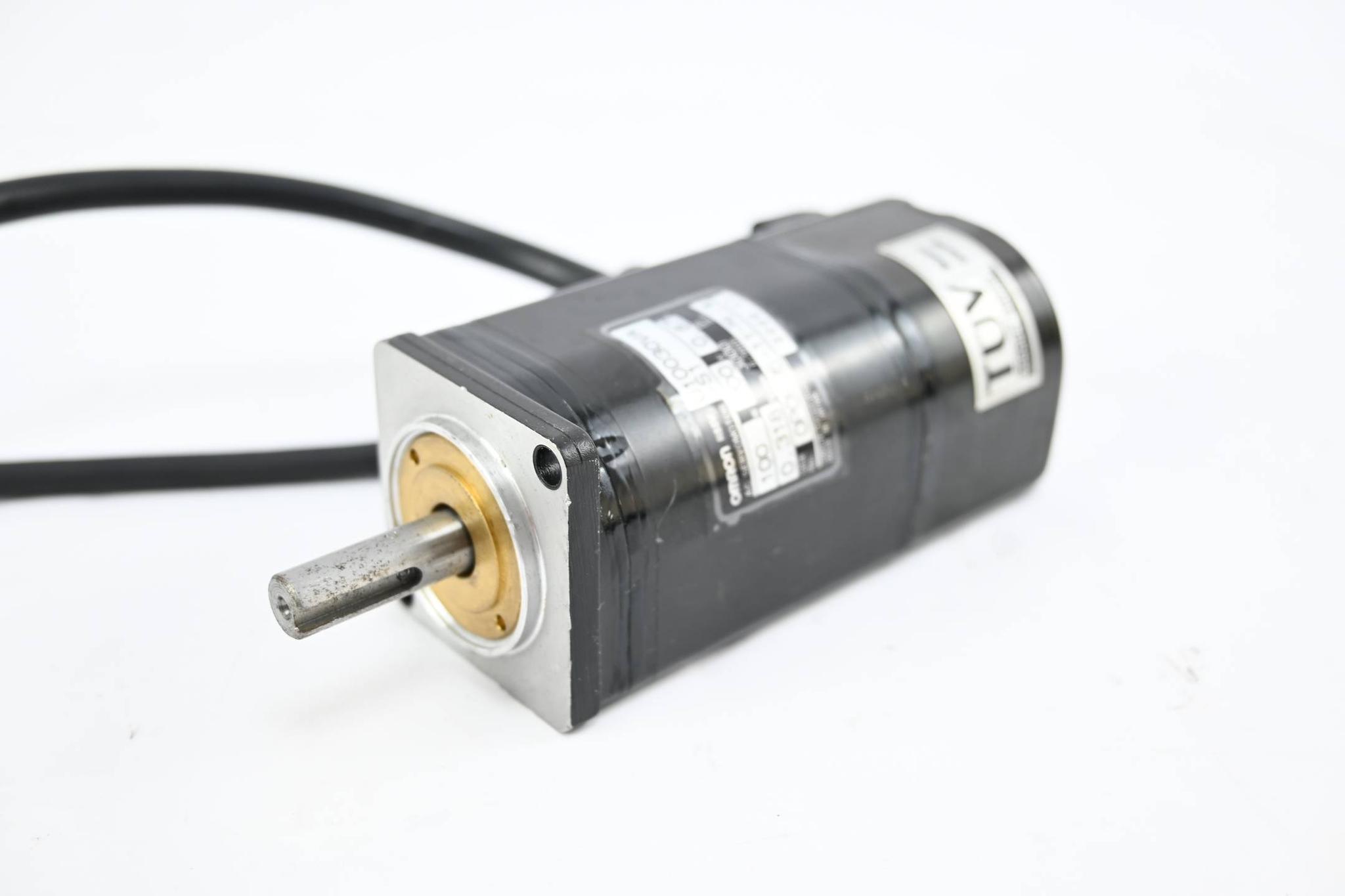 Produktfoto 1 von Omron AC Servo-Motor R88M-U10030VA-S1 100W 200V 0.87A