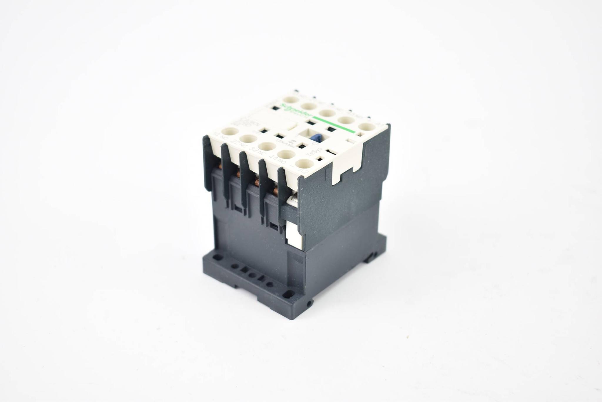 Schneider electric Hilfsschütz 24VDC CA3KN22BD ( 050017 )