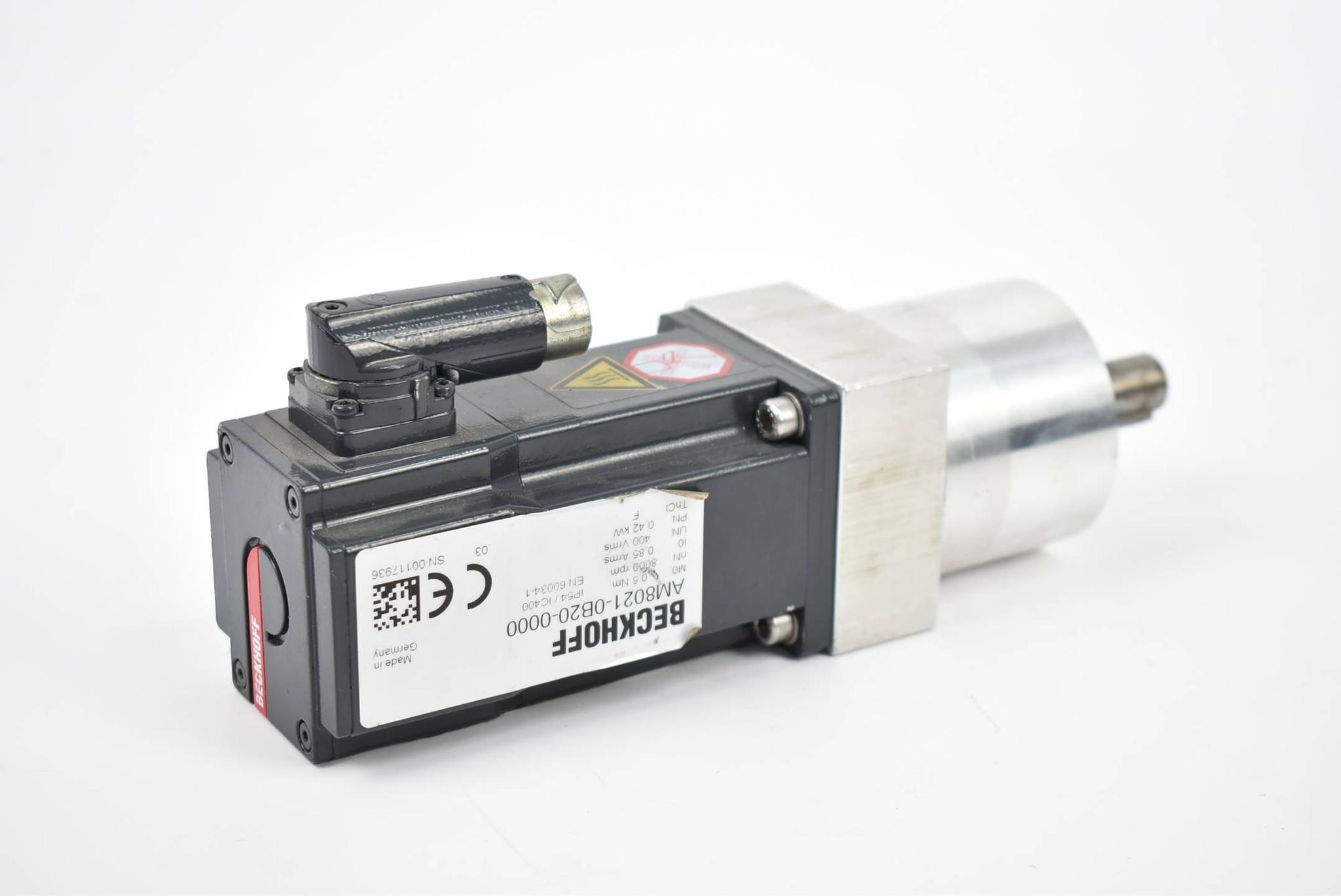 Produktfoto 1 von Beckhoff Servomotor AM8021-0B20-0000 + AG2100-CP 060-M01-10