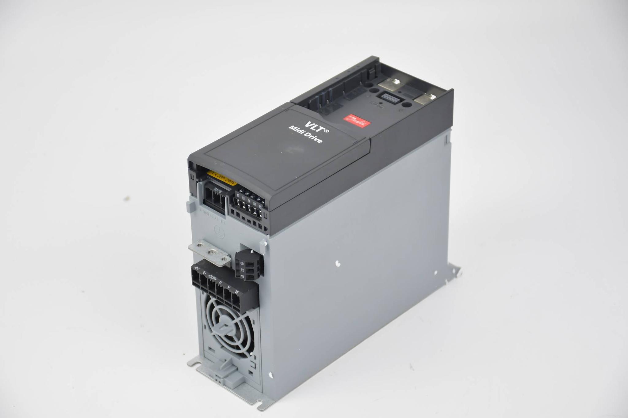 Produktfoto 3 von Danfoss VLT Midi Drive FC-280P1K5S2E20H1XXCXXXSXXXXAL ( 134X3074 )