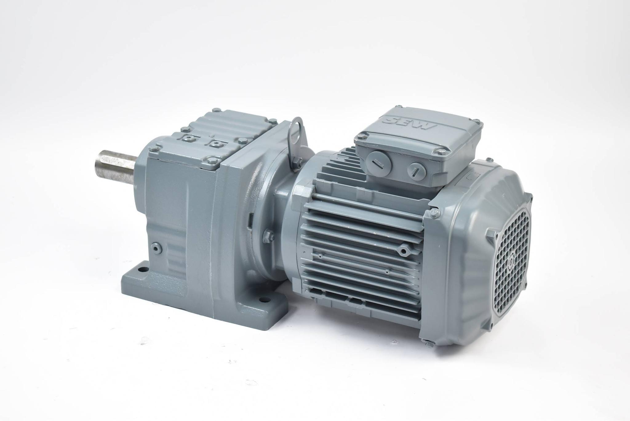 Produktfoto 1 von SEW Eurodrive Motor R57 DRN90S4 ( 01.7424442104.0001.17 )