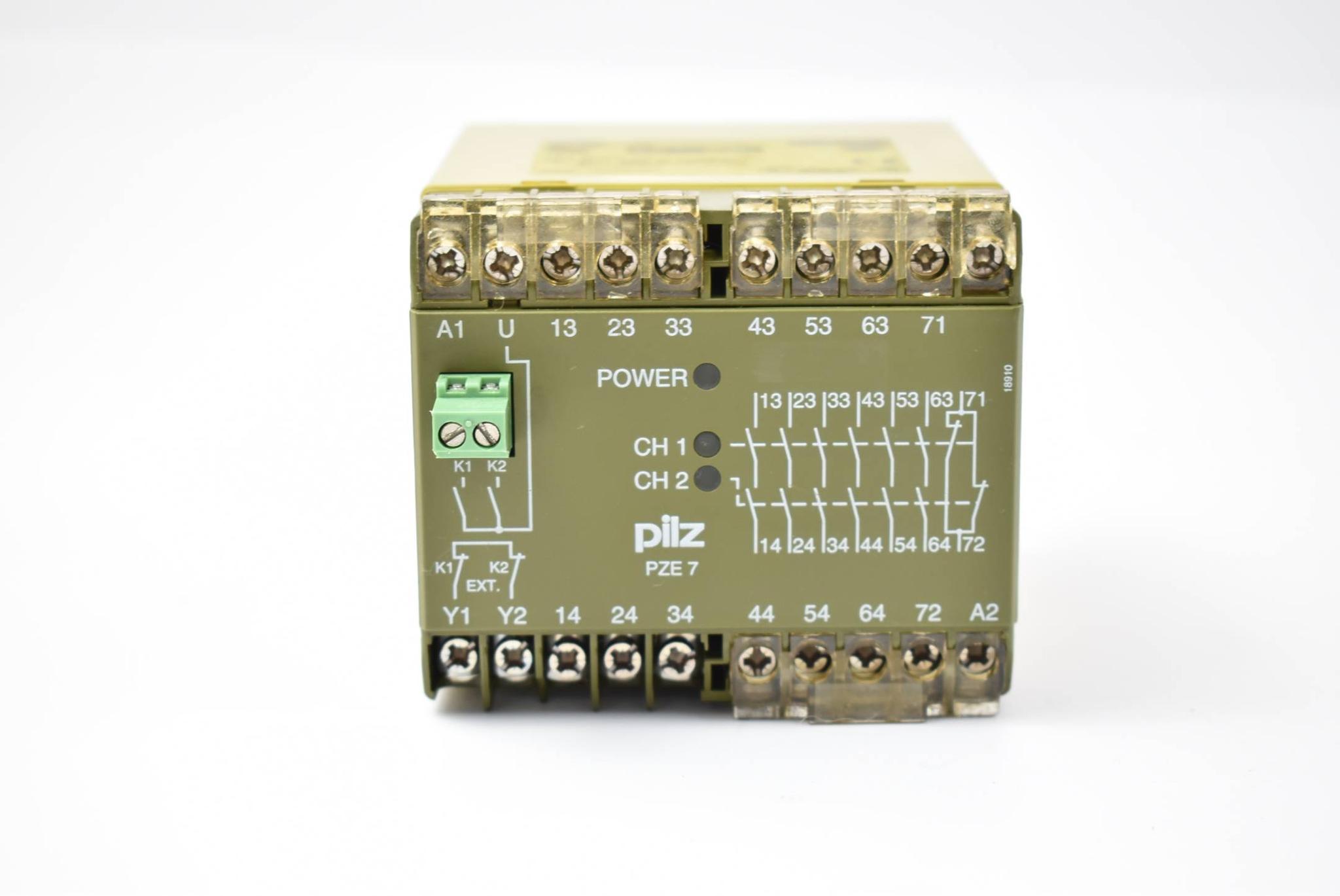 Pilz Sicherheitsrelais PZE7 24VDC 6S1ÖN 24VDC 4W 474050  ( PZE 7 24VDC 6S 1Ö N )