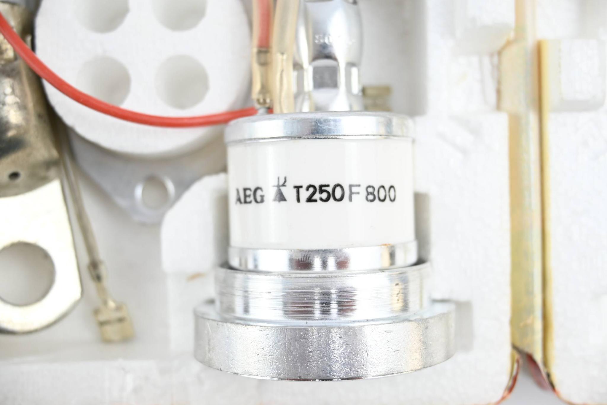 Produktfoto 2 von AEG Hochleistungs-Thyristor T250F800 ( T250 F 800 )