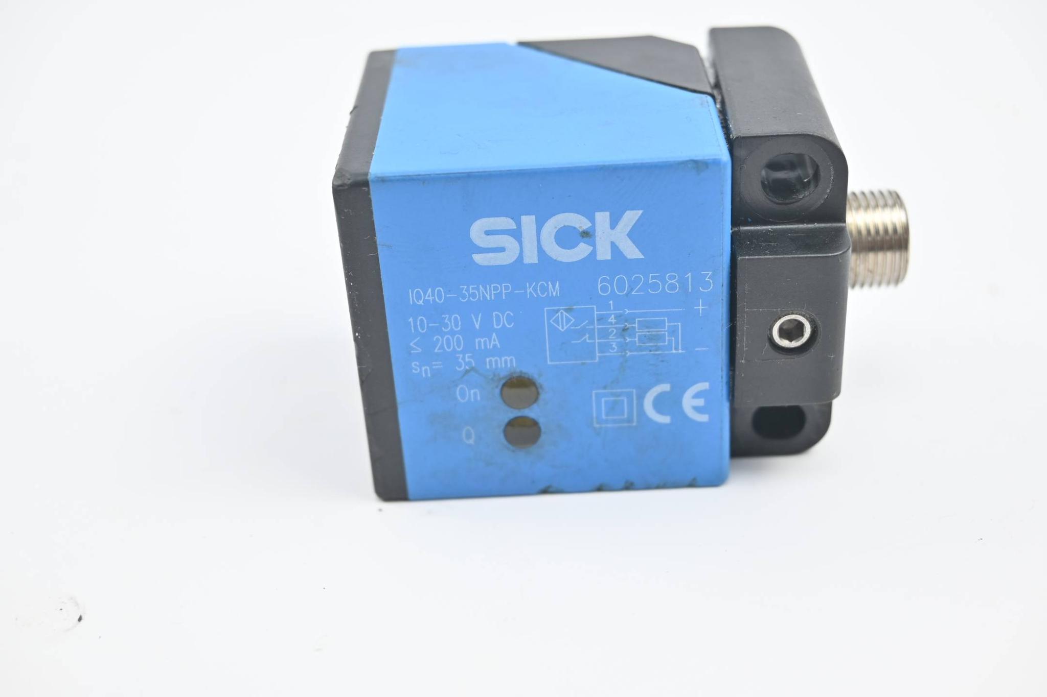 Produktfoto 2 von Sick Induktiver Näherungssensor IQ40-35NPP-KCM ( 6025813 )