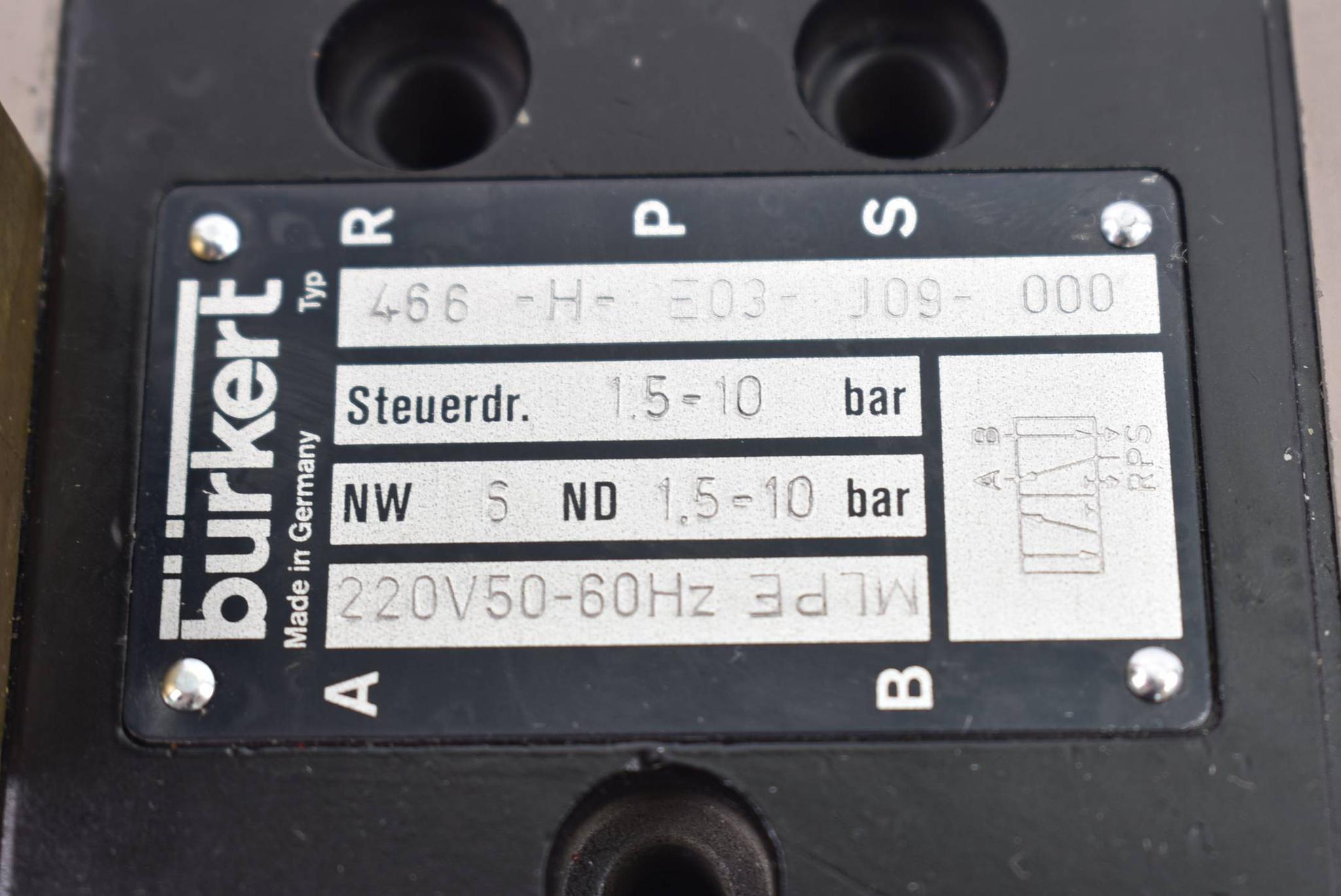 Produktfoto 3 von Bürkert Wegeventil 1,5-10bar 220V 50-60Hz 466-H-E03-J09-000