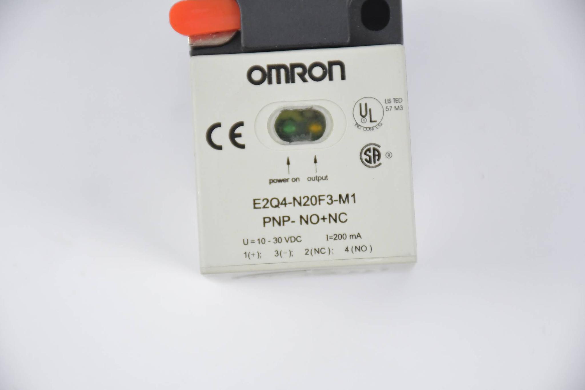 Produktfoto 2 von Omron Induktiver Näherungsschalter E2Q4-N20F3-M1 5 Stück