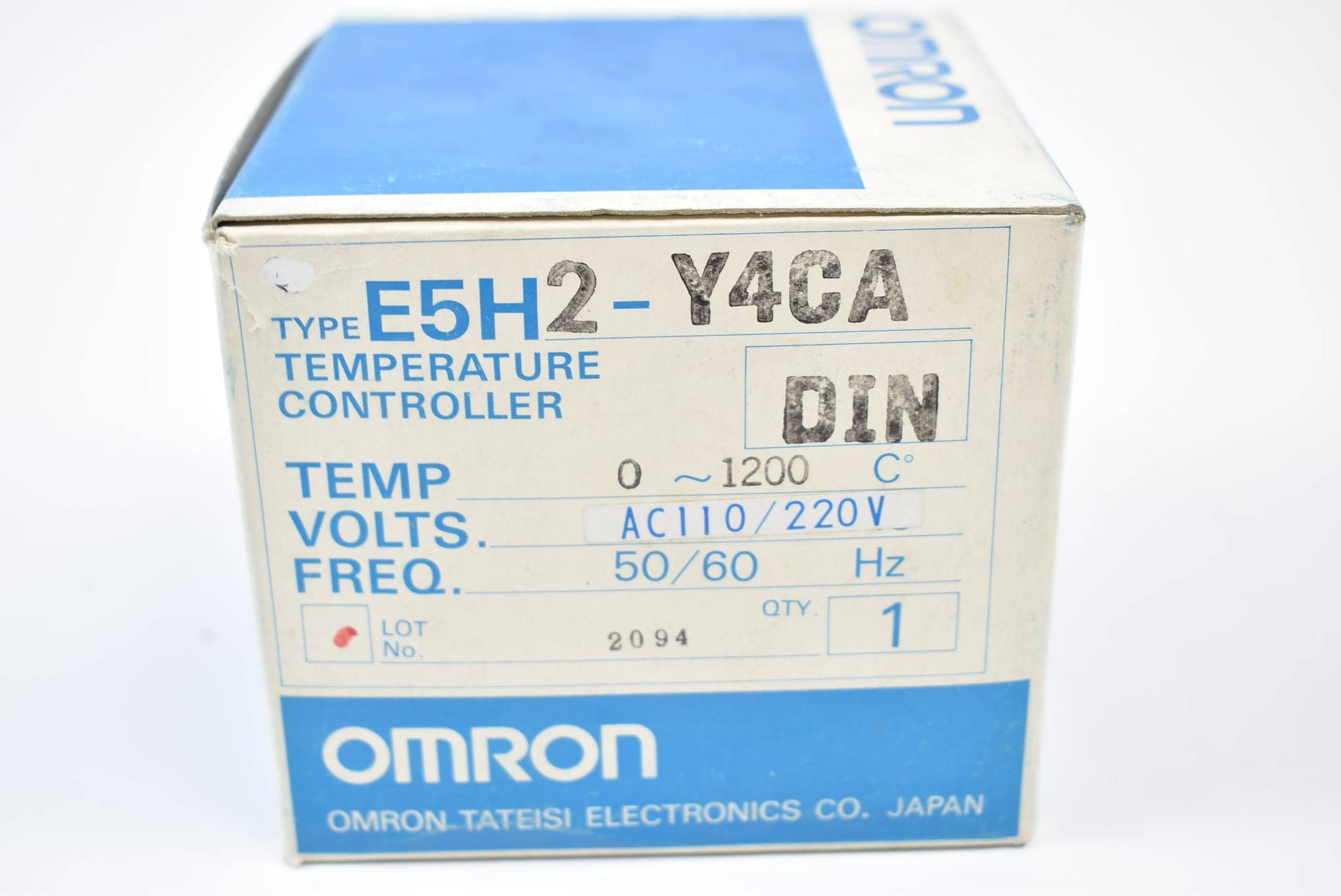 Produktfoto 3 von Omron Temperatur Controller E5H2-Y4CA DIN ( 0-1200°C 110/220 VAC )