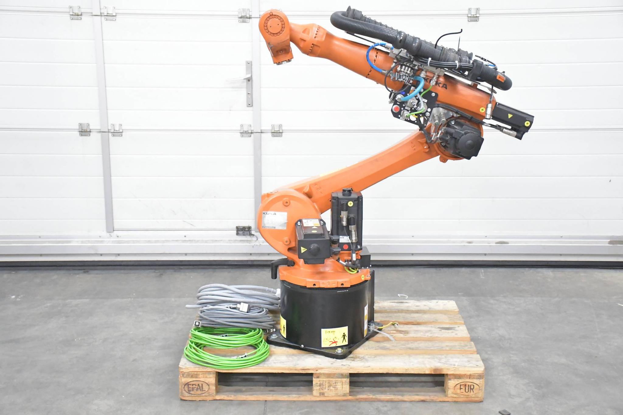 Produktfoto 2 von Kuka Industrieroboter KRC4 KR 12 R1810 ( KR12R1810 ) Roboter Robot