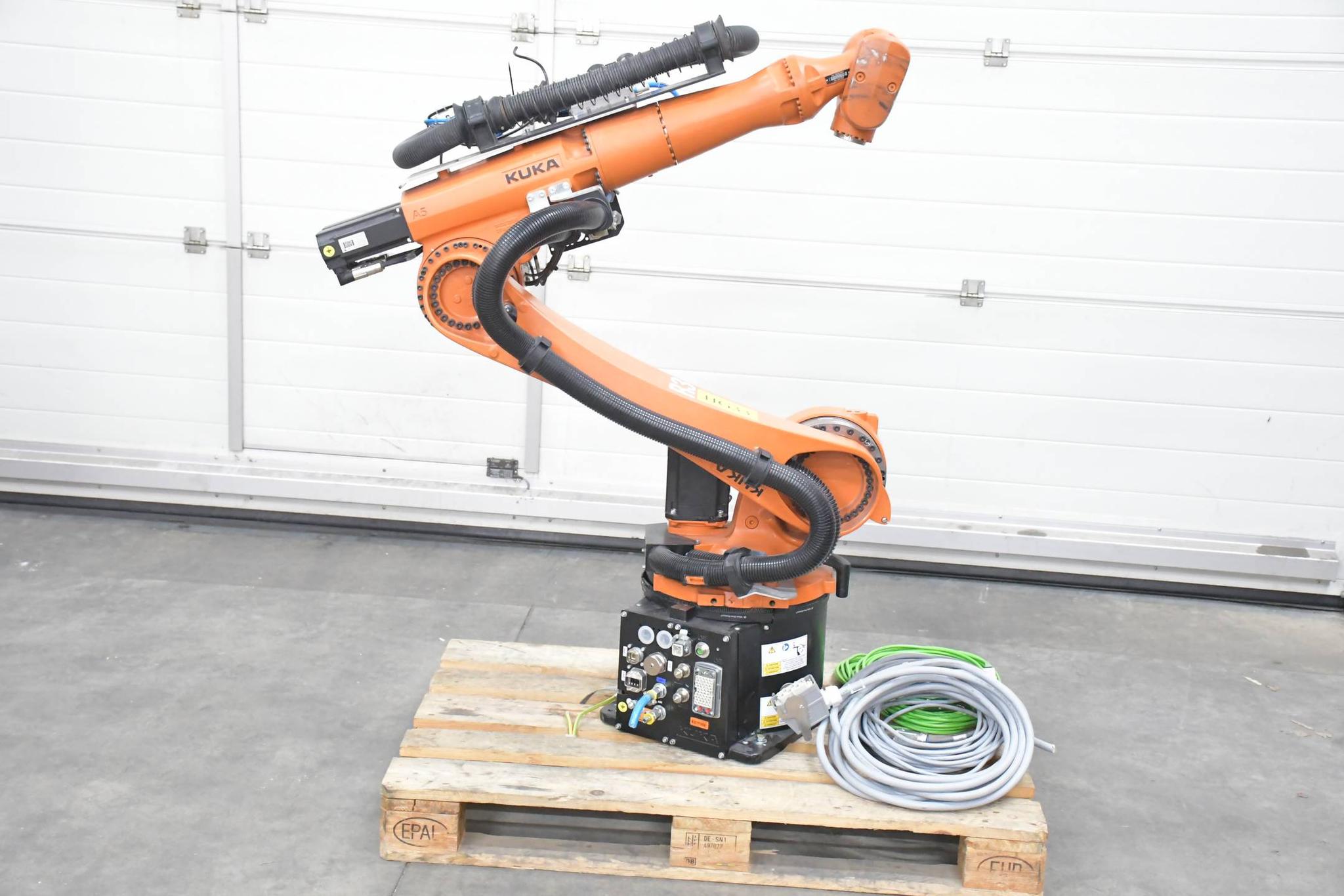 Produktfoto 4 von Kuka Industrieroboter KRC4 KR 12 R1810 ( KR12R1810 ) Roboter Robot