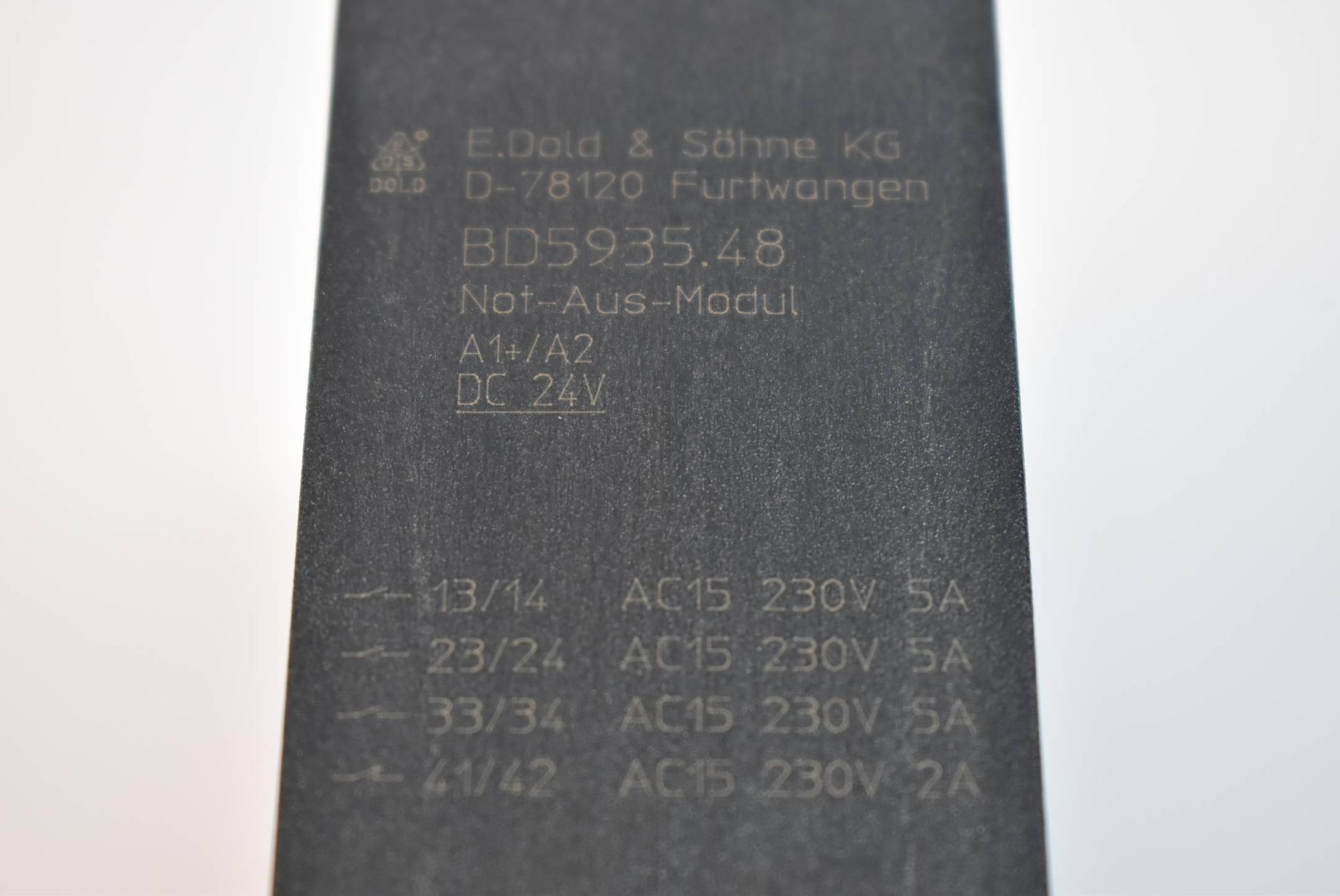 Produktfoto 2 von E.Dold & Söhne Not-Aus-Modul BD5935.48 ( 24 VDC )