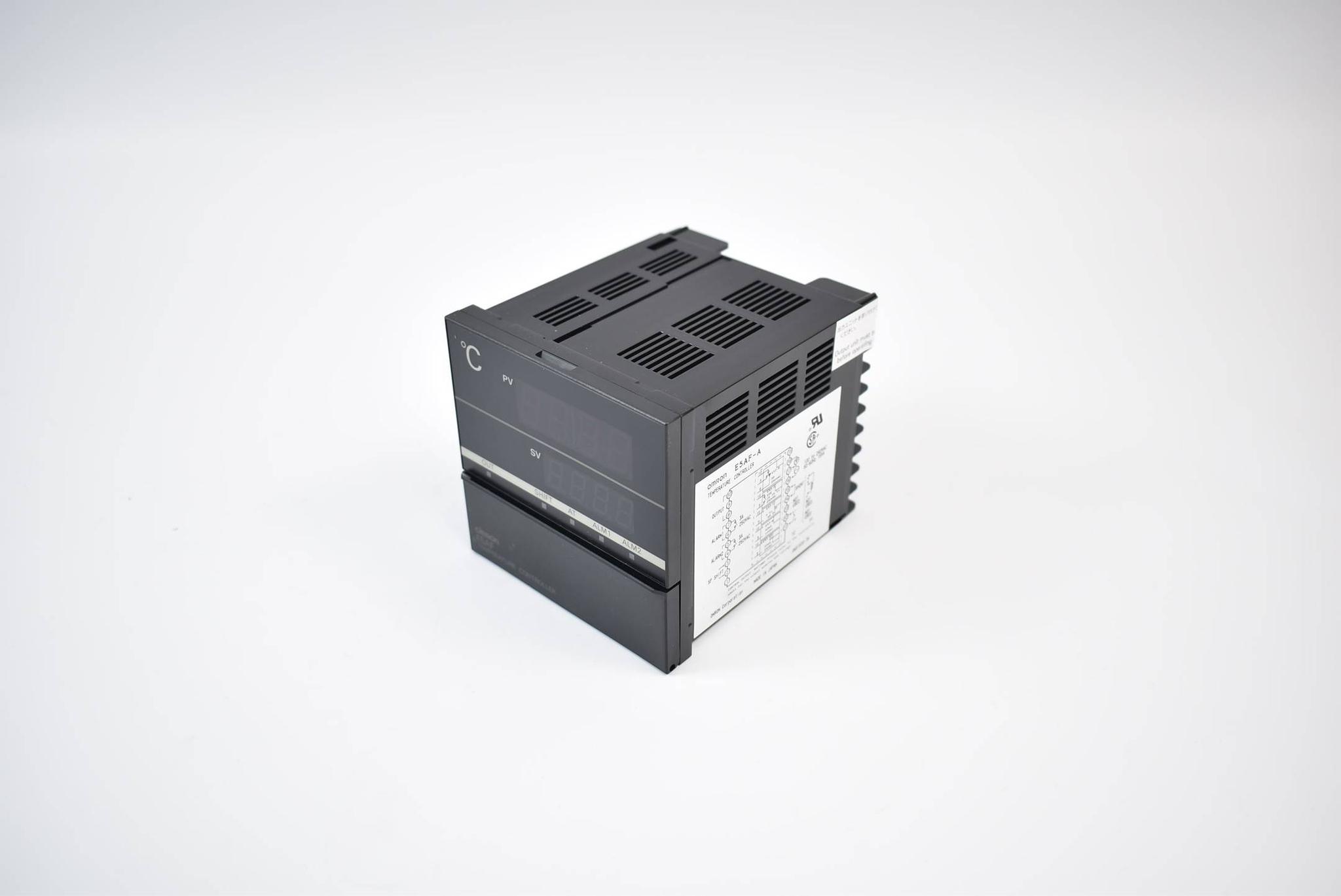 Produktfoto 1 von Omron Temperature Controller E5AF-A ( Multi Range 100 - 240 VAC )