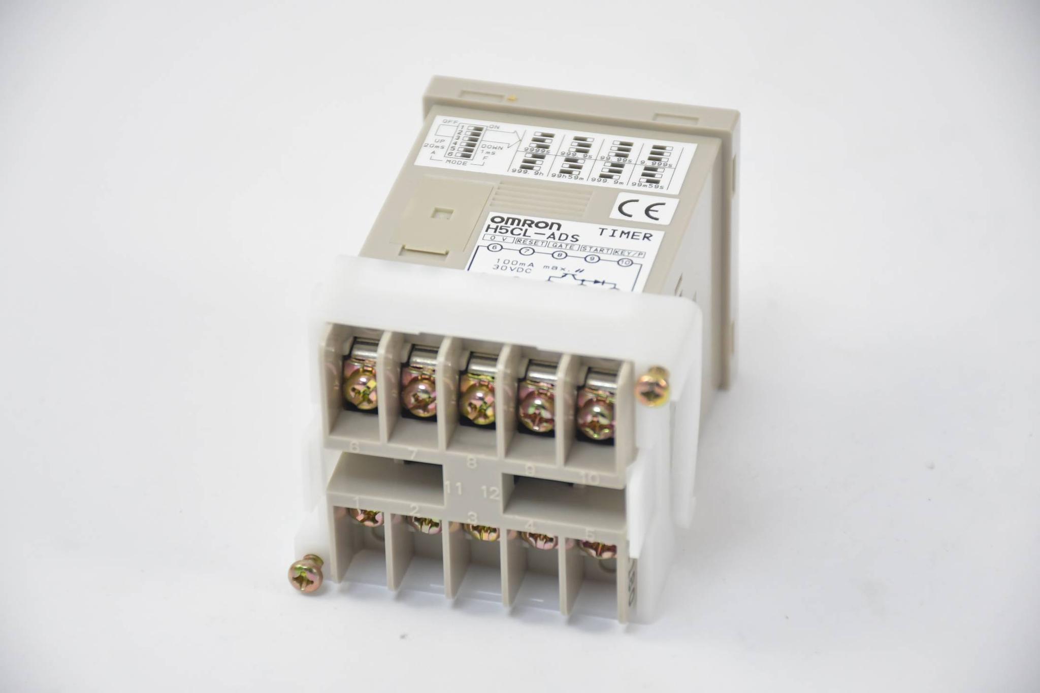 Omron Timer 12 to 24 VDC ( H5CL-ADS )