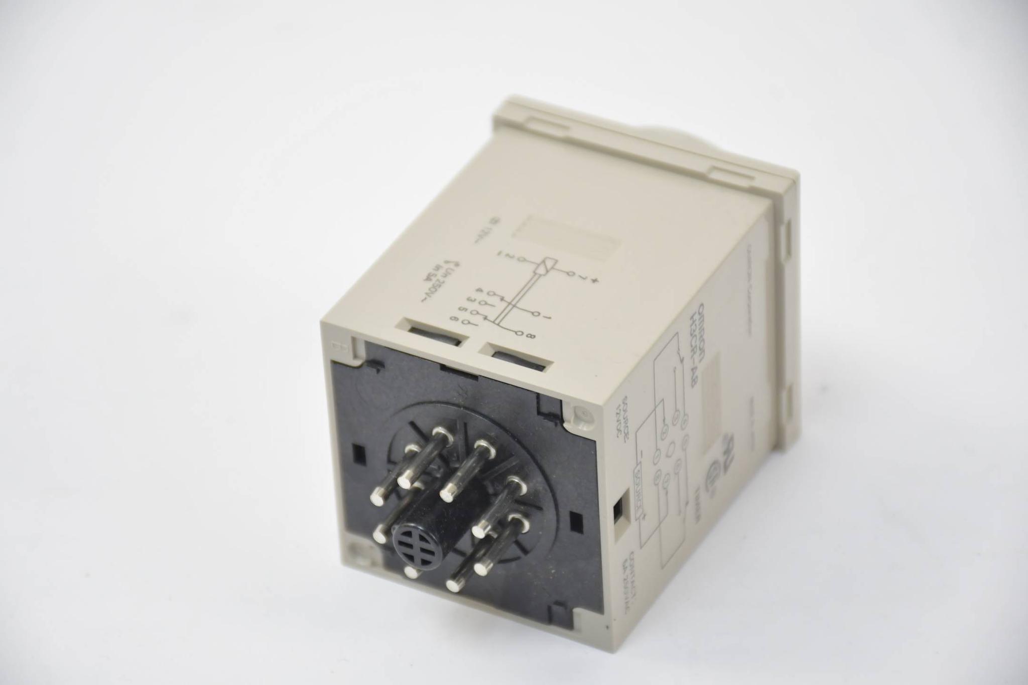 Produktfoto 1 von Omron Timer Zeitrelais 1.2s to 300h 12 VDC ( H3CR-A8 )