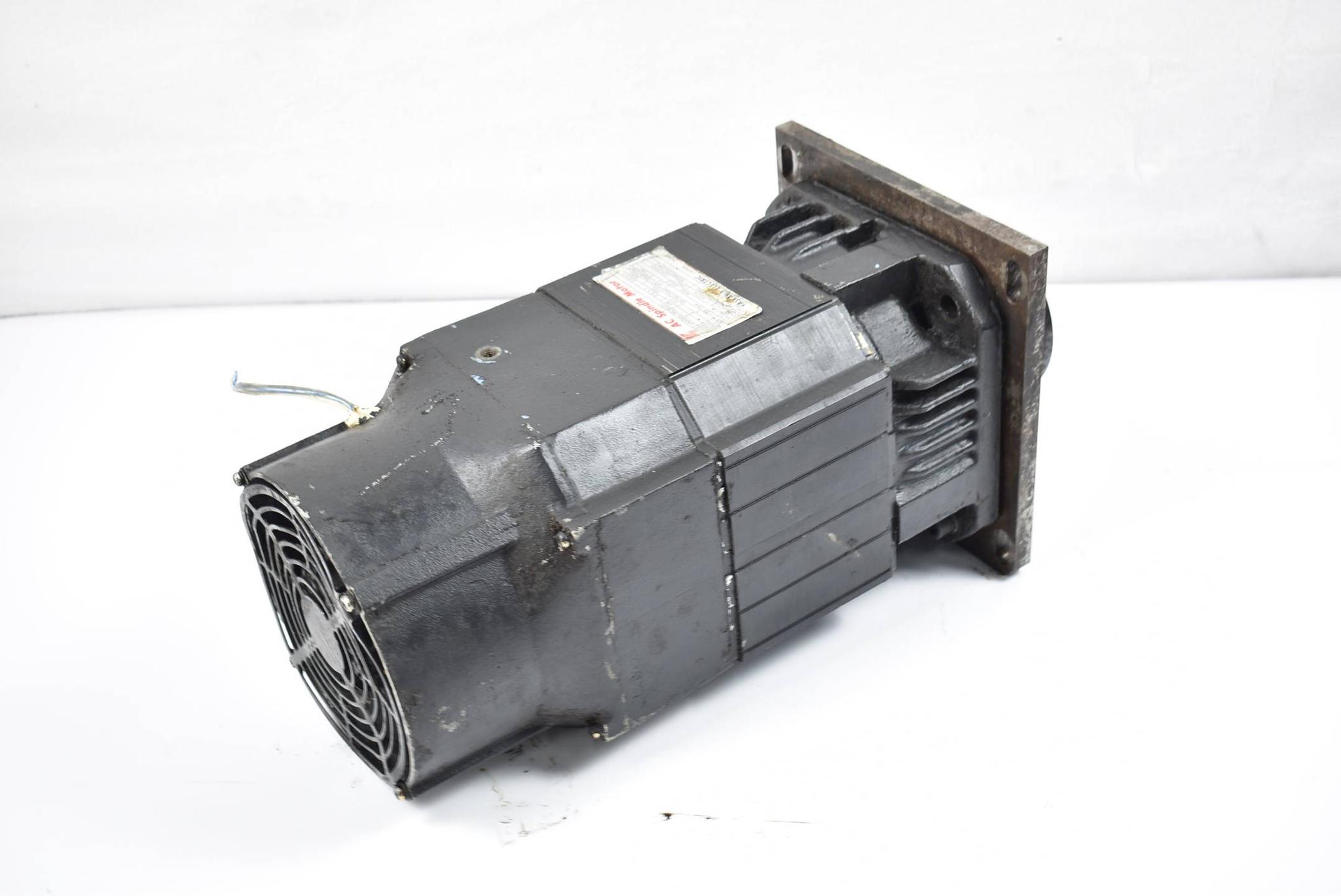 Yaskawa Electric AC Spindle Motor UAASKA-06CMU21