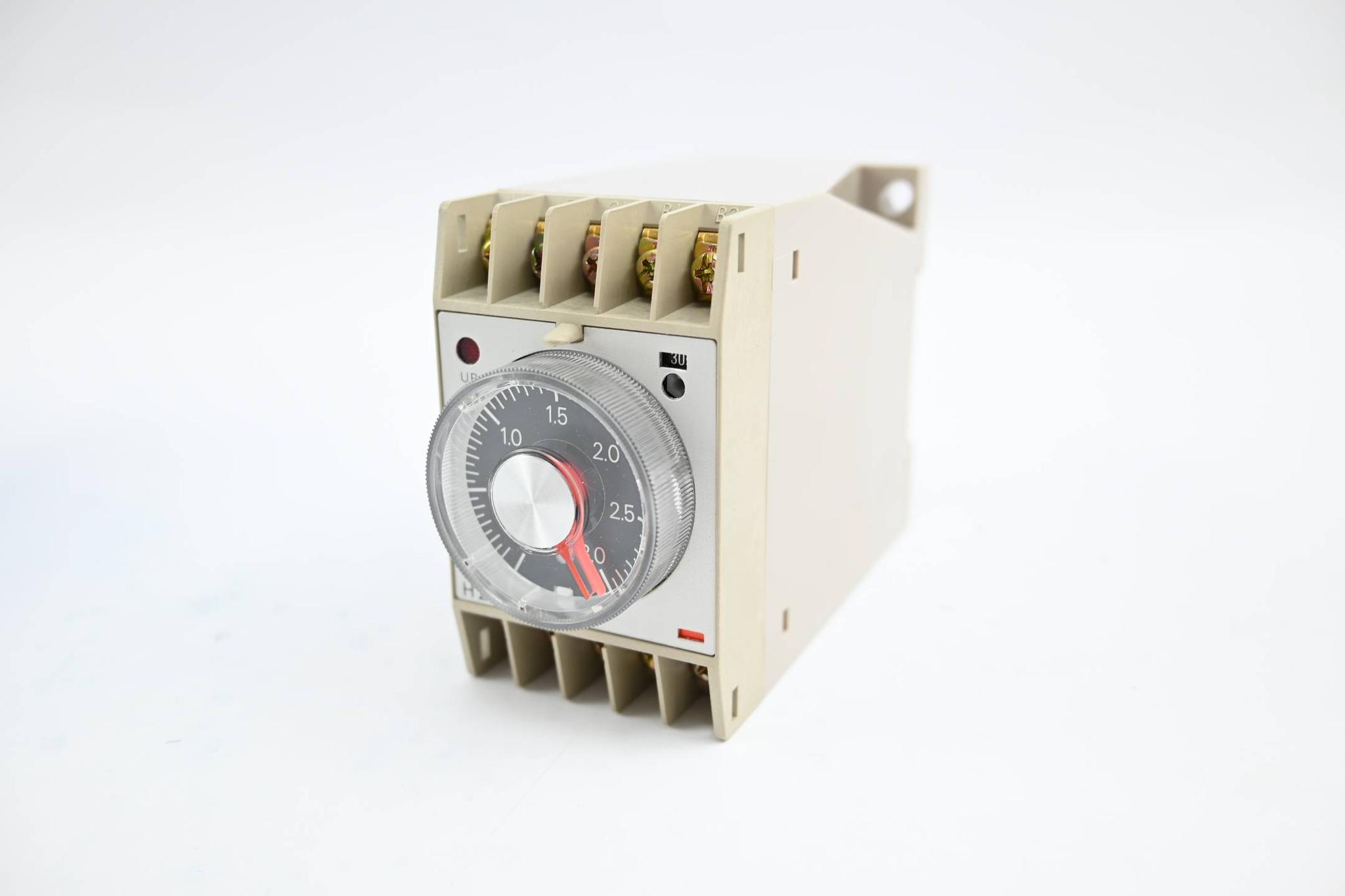 Produktfoto 1 von Omron Timer 30s-30h 220VAC ( H2C-F-S )( H2C-F )