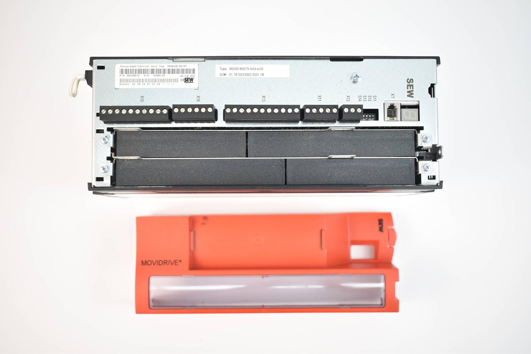 Produktfoto 3 von SEW eurodrive MovidriveB Umrichter MDX61B0075-5A3-4-00 inkl. MDX60A0074-5A3-4-00