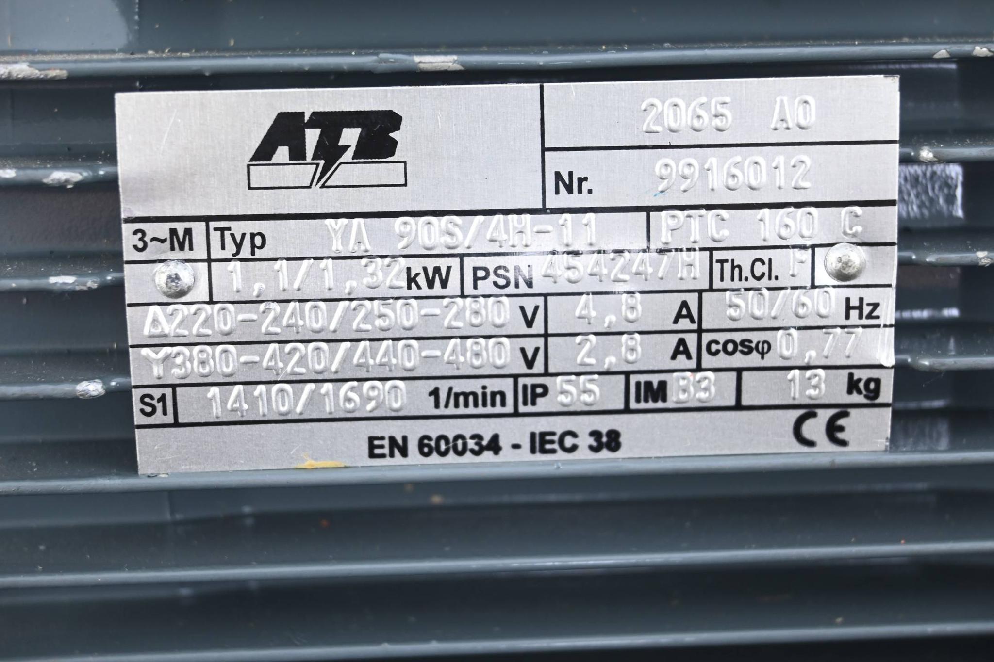 Produktfoto 2 von ATB 3~ Motor YA 90S/4H-11 ( YA90S/4H-11 ) 1,1/1,32kW 4,8A 1410-1690/min