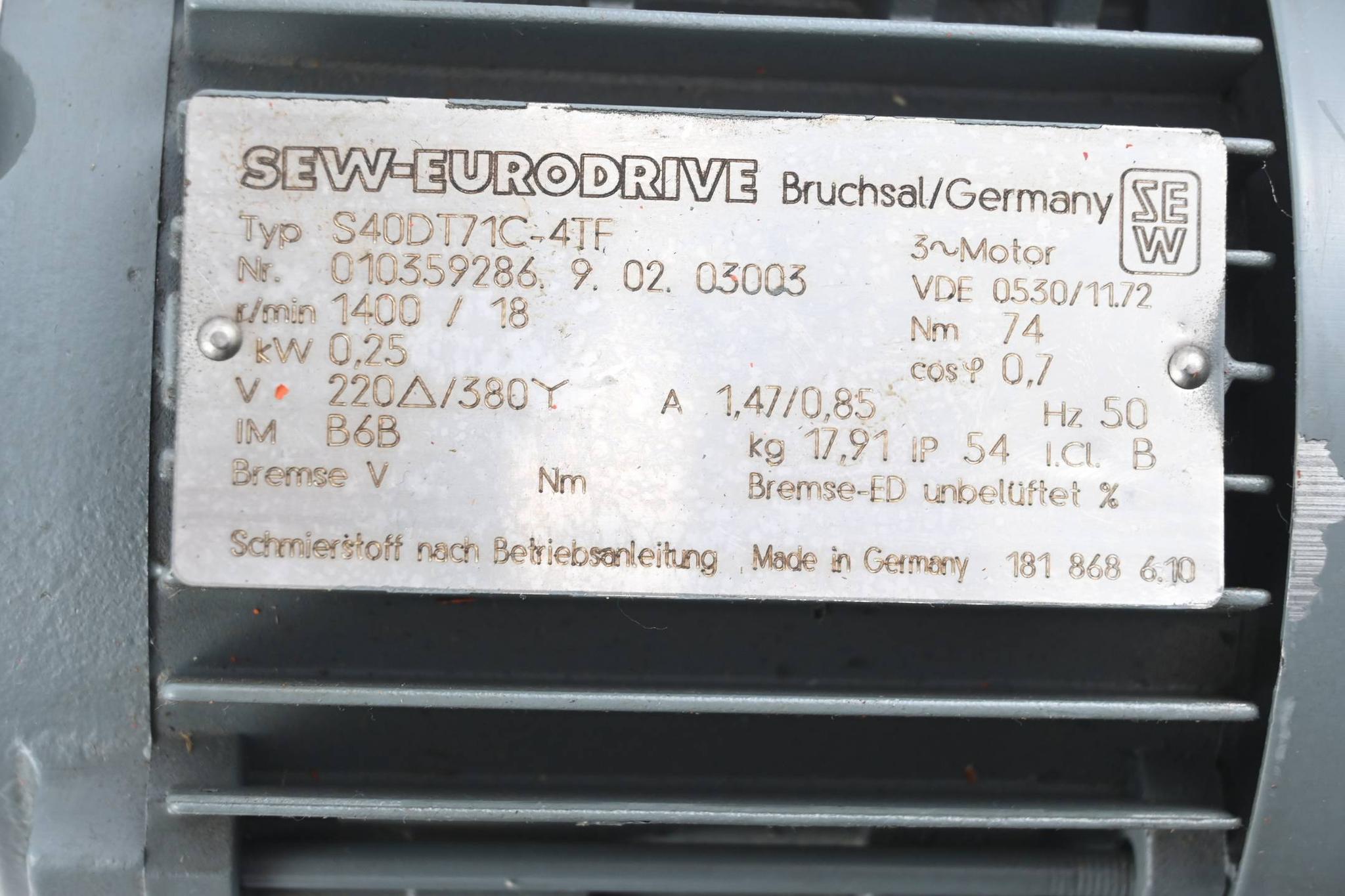 Produktfoto 2 von SEW Eurodrive Getriebemotor S40DT71C-4TF ( S40 DT71C-4TF )