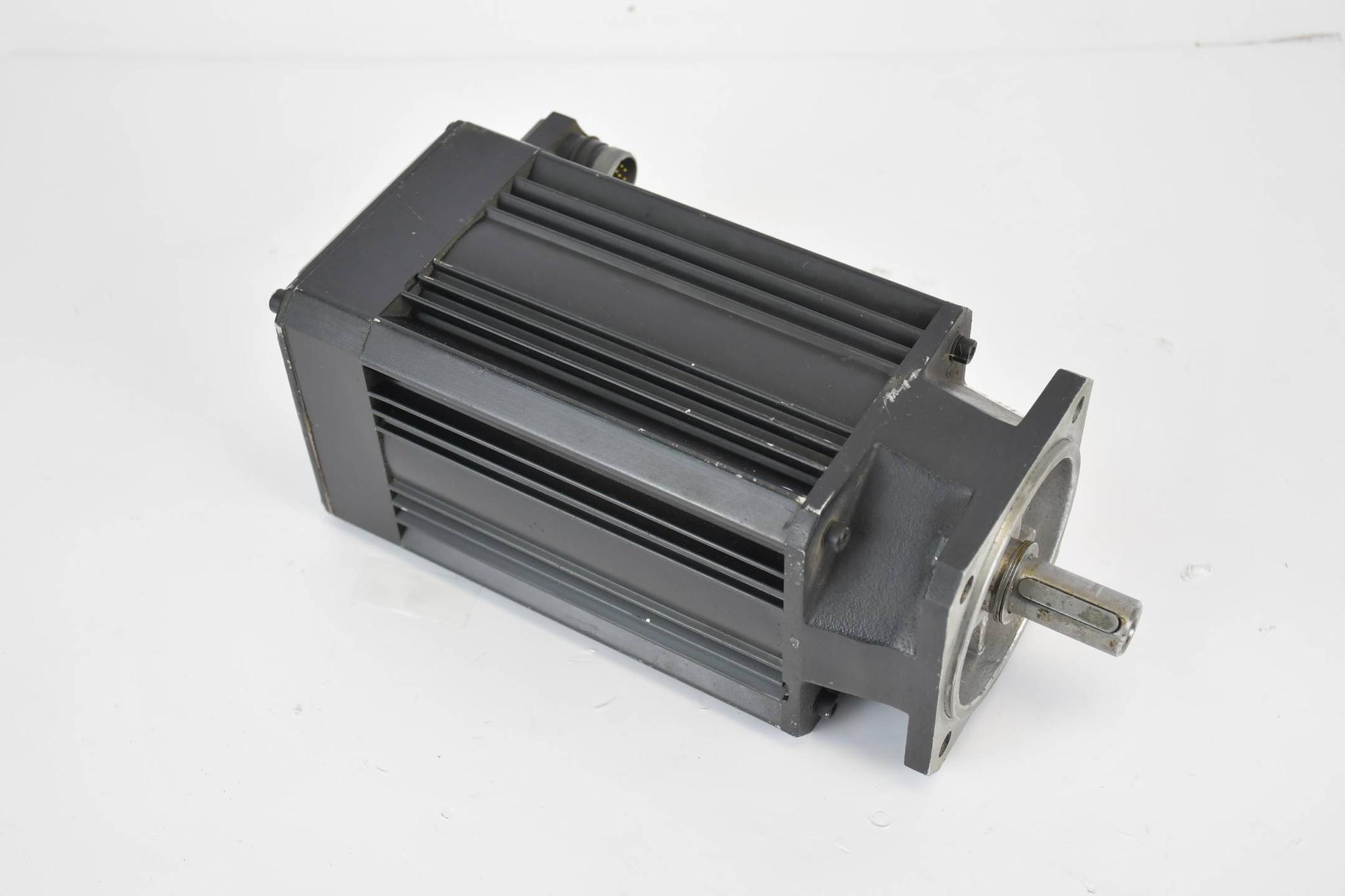 Produktfoto 1 von Baumüller Servomotor DSG 56-M ( 1461103/350.0148.3.00-3 )