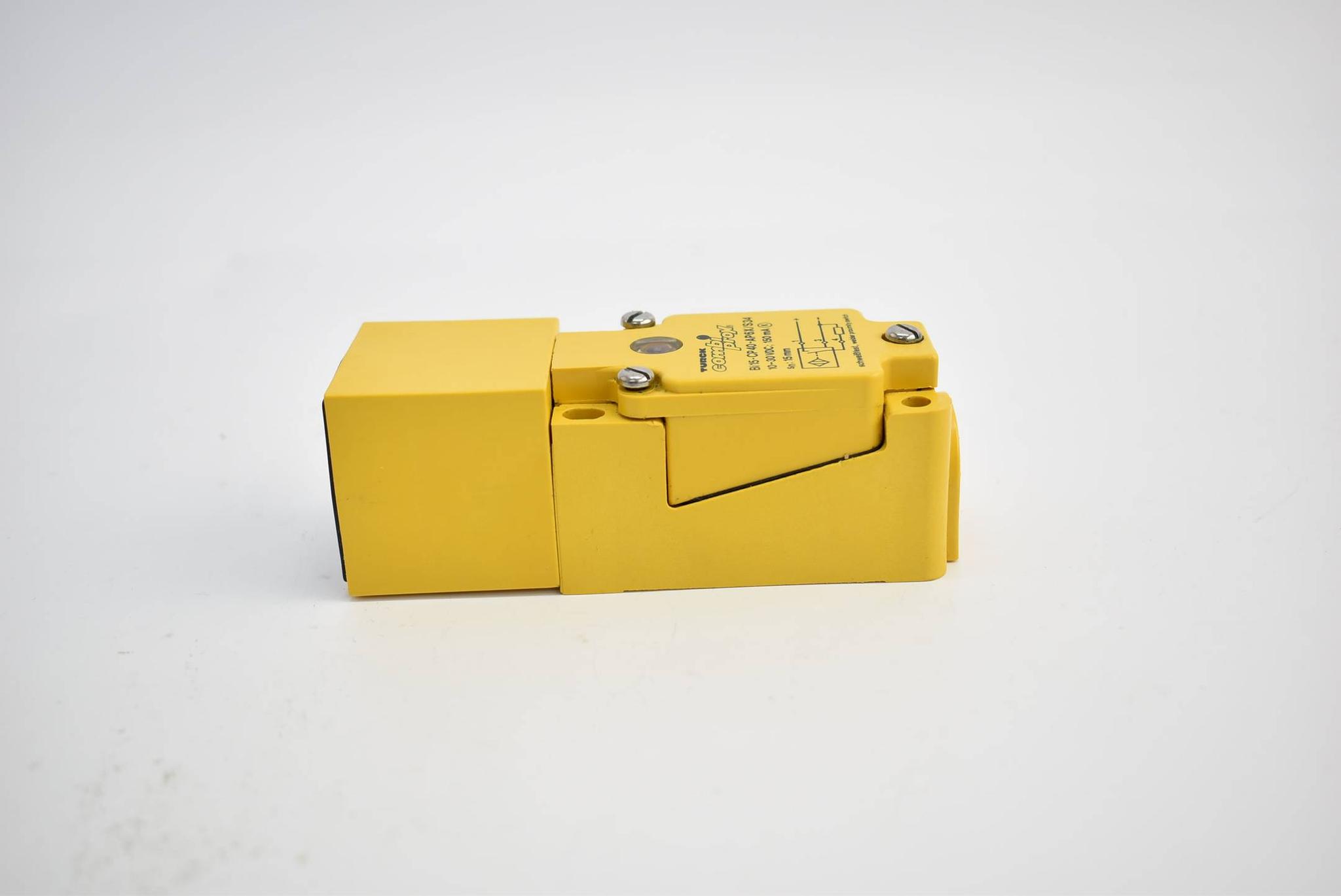 Produktfoto 2 von Turck Combi-Prox-Sensor 10-30 VDC 150 mA Bi15-CP40-AP6X/S34