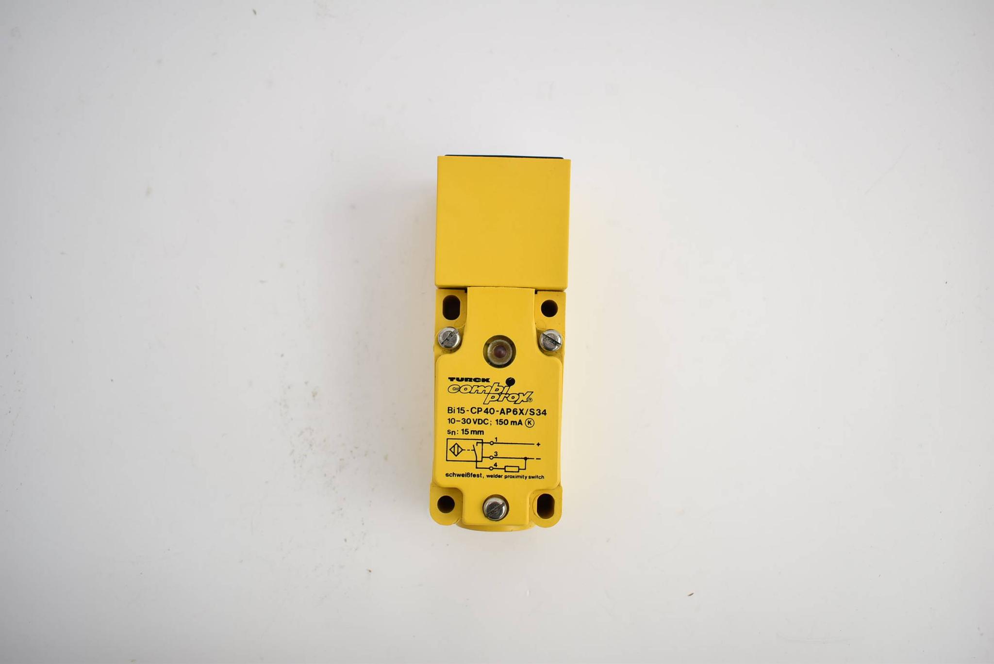 Produktfoto 3 von Turck Combi-Prox-Sensor 10-30 VDC 150 mA Bi15-CP40-AP6X/S34