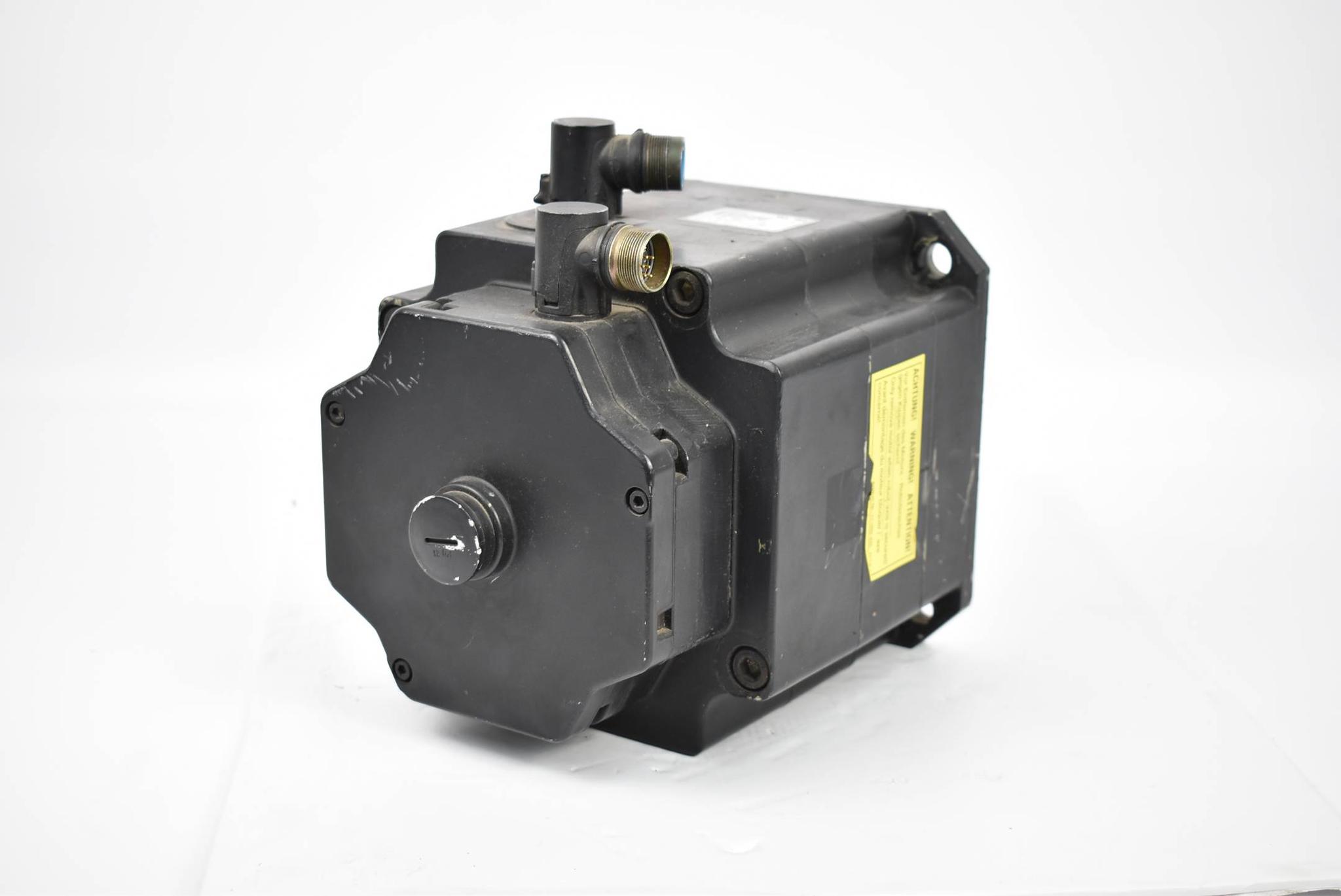 Produktfoto 1 von Kuka Servomotor 1FK6100-8AF91-1ZZ9-ZS49 ( 69225463 )